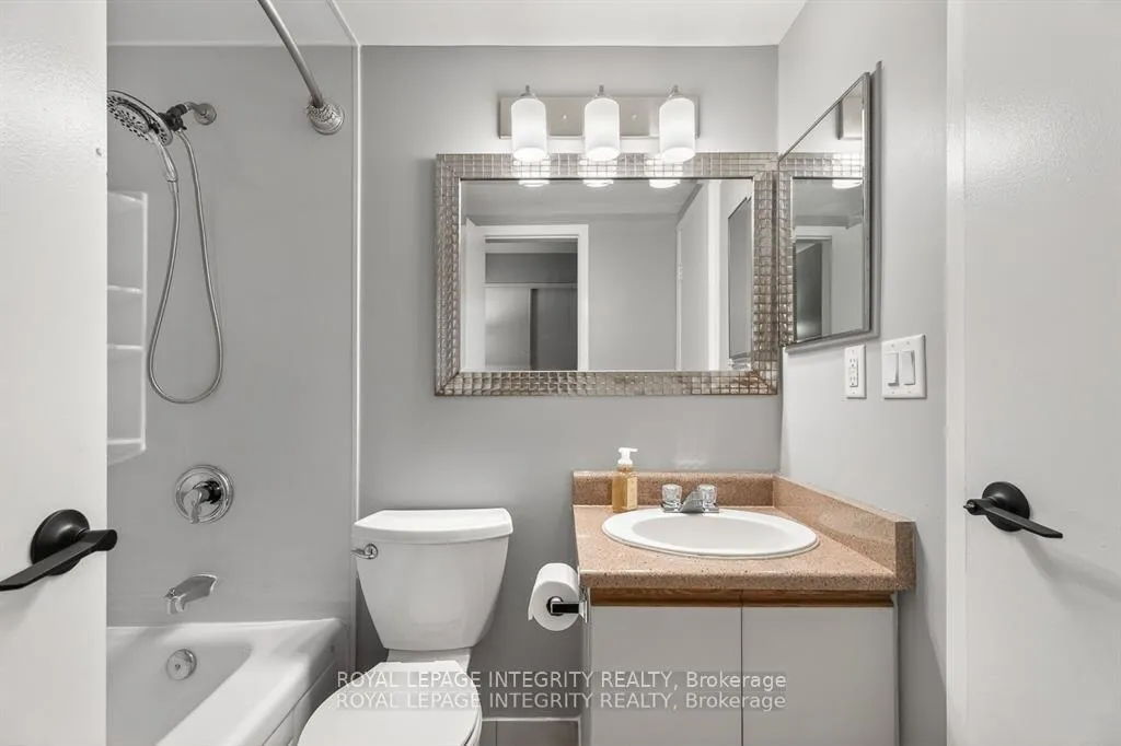 Photo 22 of Unit A, 207 Woodfield Drive, Ottawa, Tanglewood — HOMEH