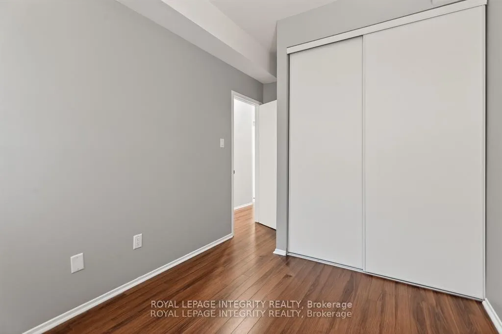 Photo 25 of Unit A, 207 Woodfield Drive, Ottawa, Tanglewood — HOMEH