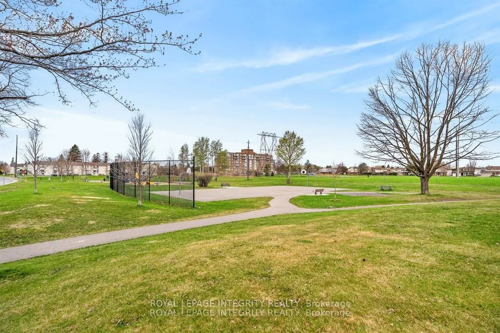 Photo 26 of Unit A, 207 Woodfield Drive, Ottawa, Tanglewood — HOMEH