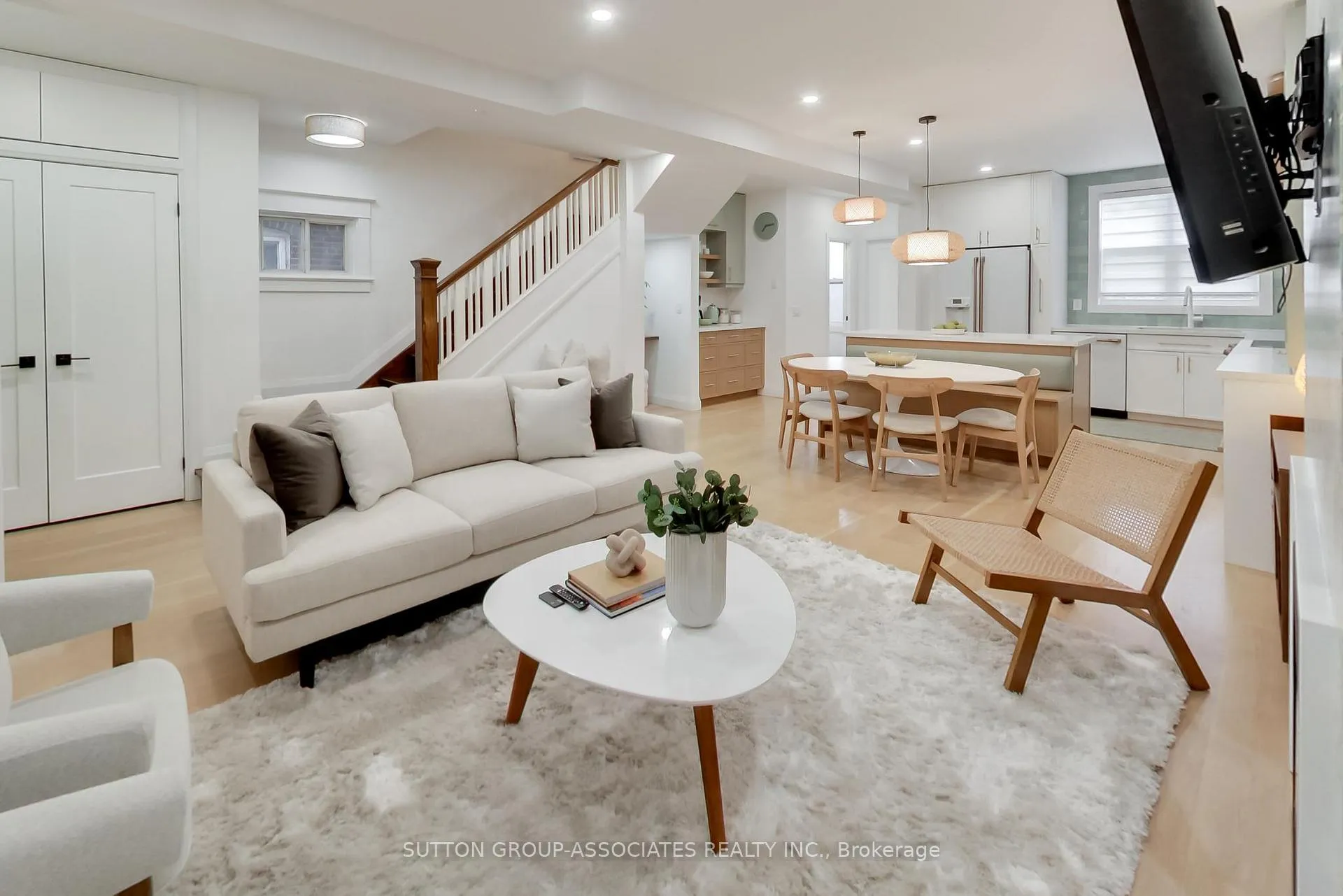 Photo 4 of 238 Lauder Avenue, Toronto, Oakwood Village — HOMEH