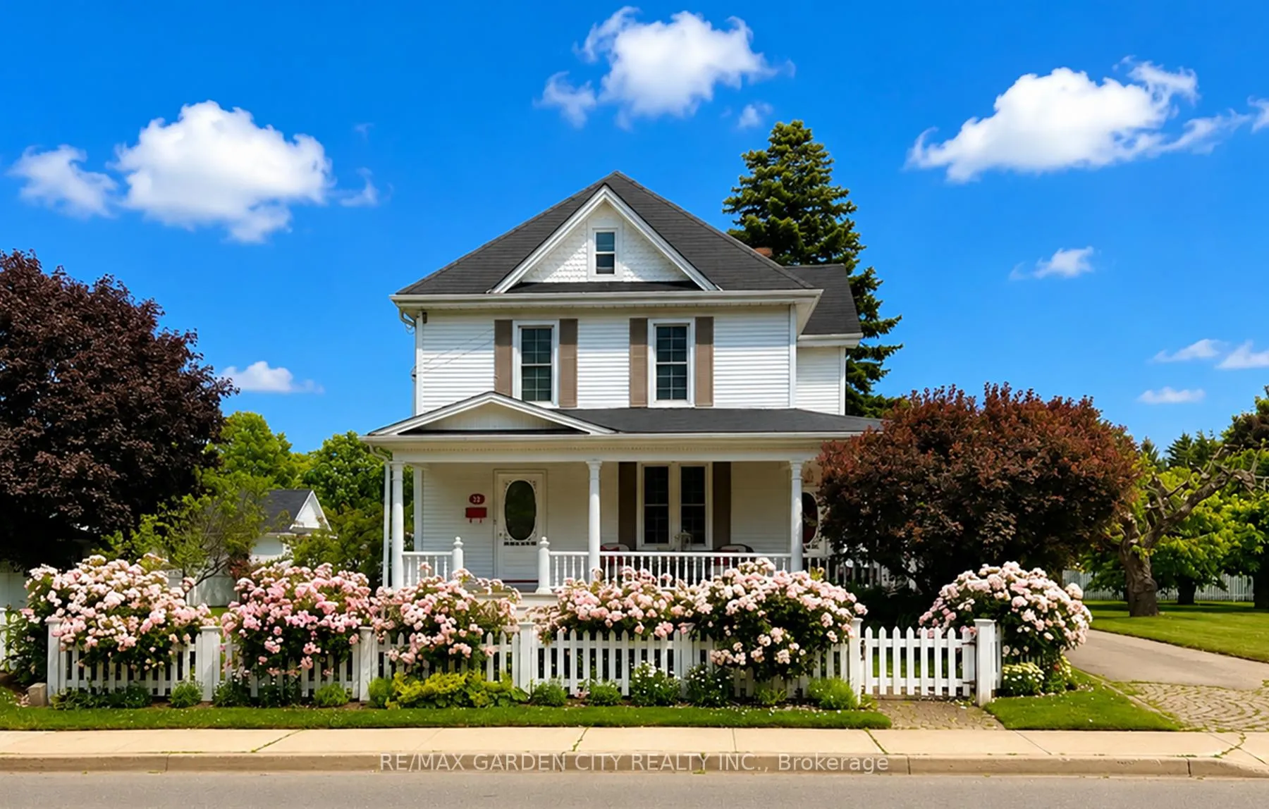 Photo 45 of 24-26 Maple Avenue, Grimsby, Grimsby East — HOMEH