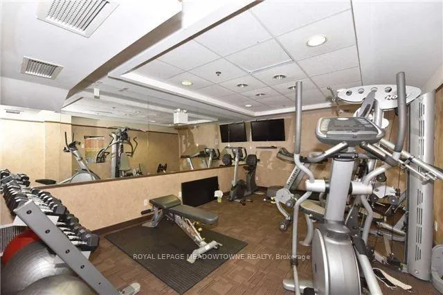 Photo 12 of Unit 101, 8026 Kipling Avenue N, Vaughan, West Woodbridge — HOMEH