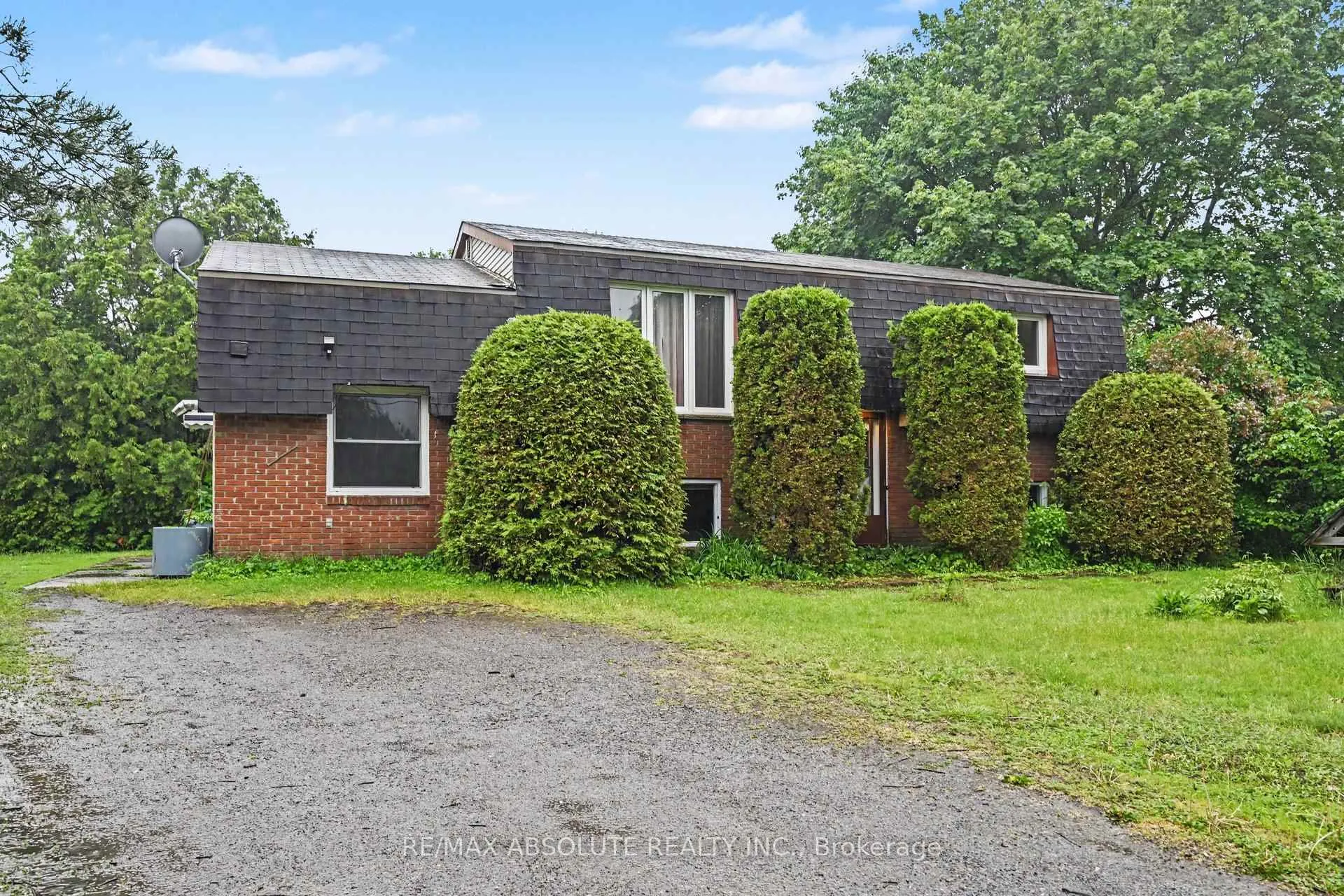 Photo 2 of 5333 Highway 17, Ottawa, Kinburn — HOMEH