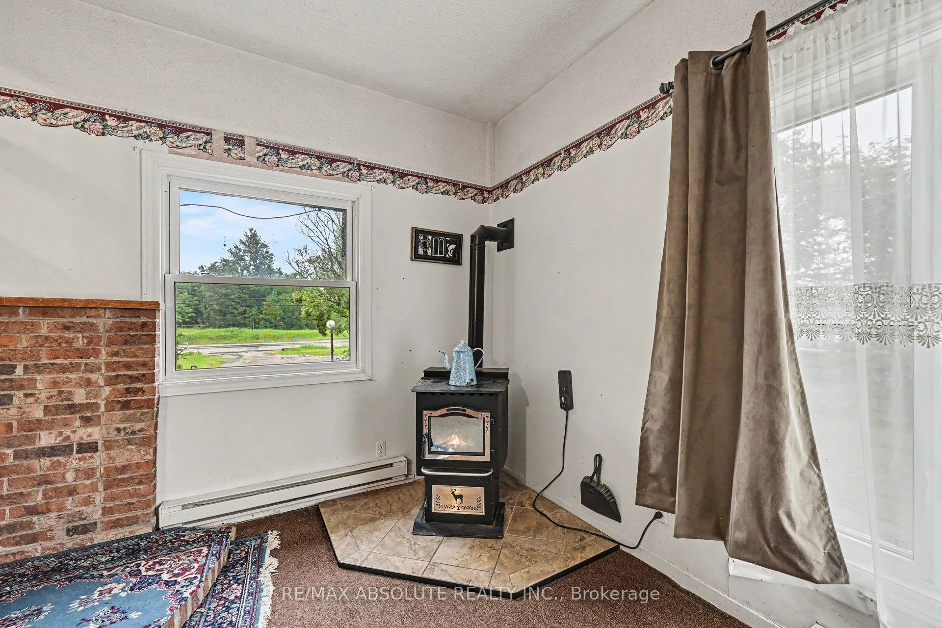 Photo 6 of 5333 Highway 17, Ottawa, Kinburn — HOMEH