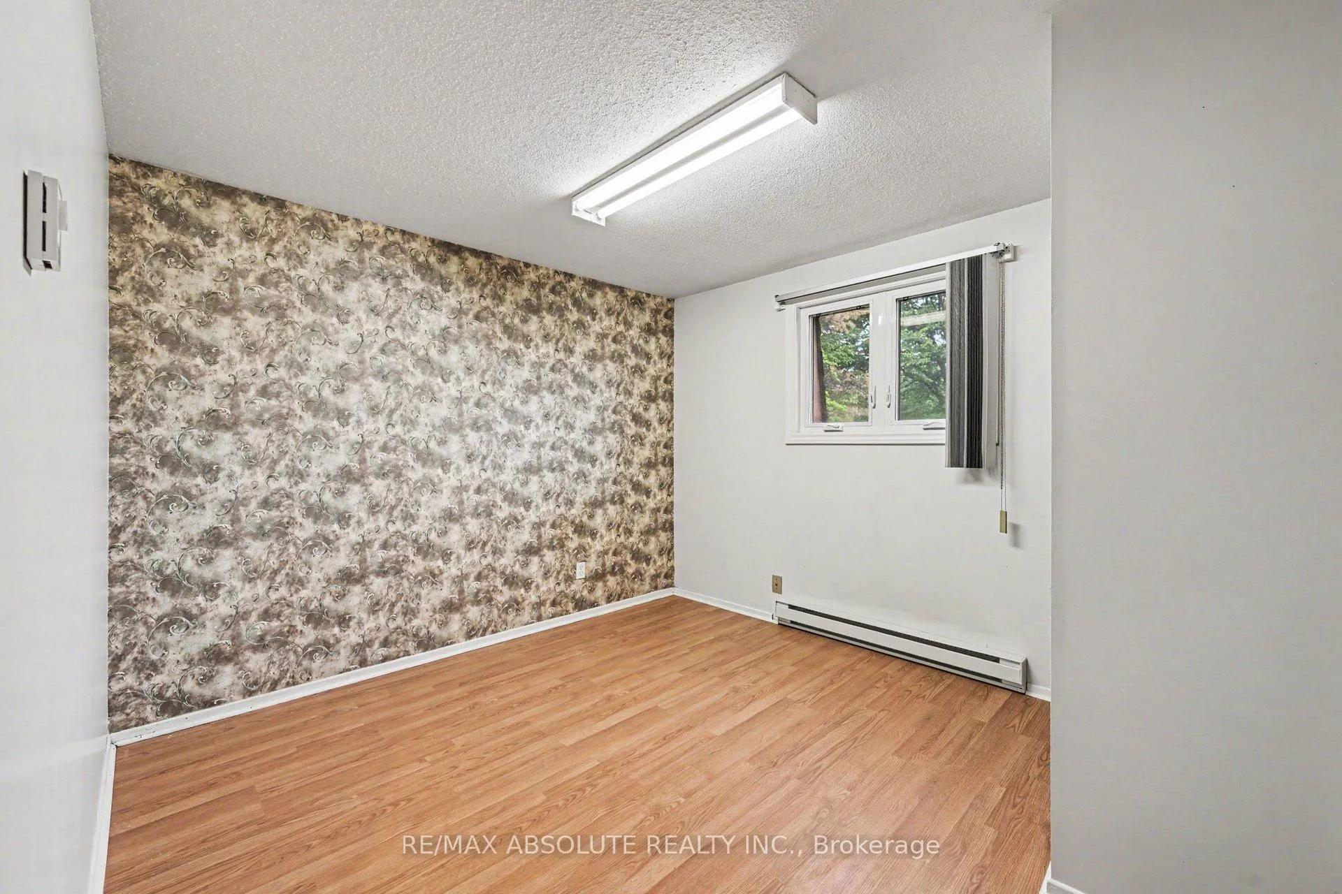 Photo 14 of 5333 Highway 17, Ottawa, Kinburn — HOMEH
