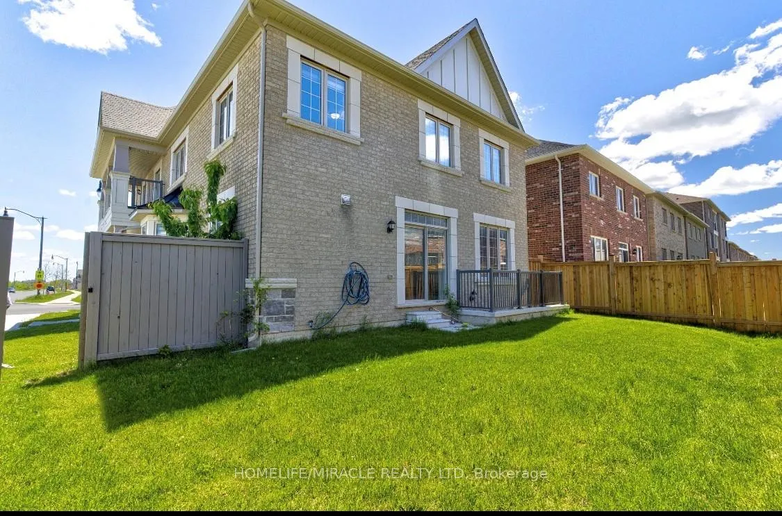Photo 41 of 566 Brisdale Drive, Brampton, Northwest Brampton — HOMEH