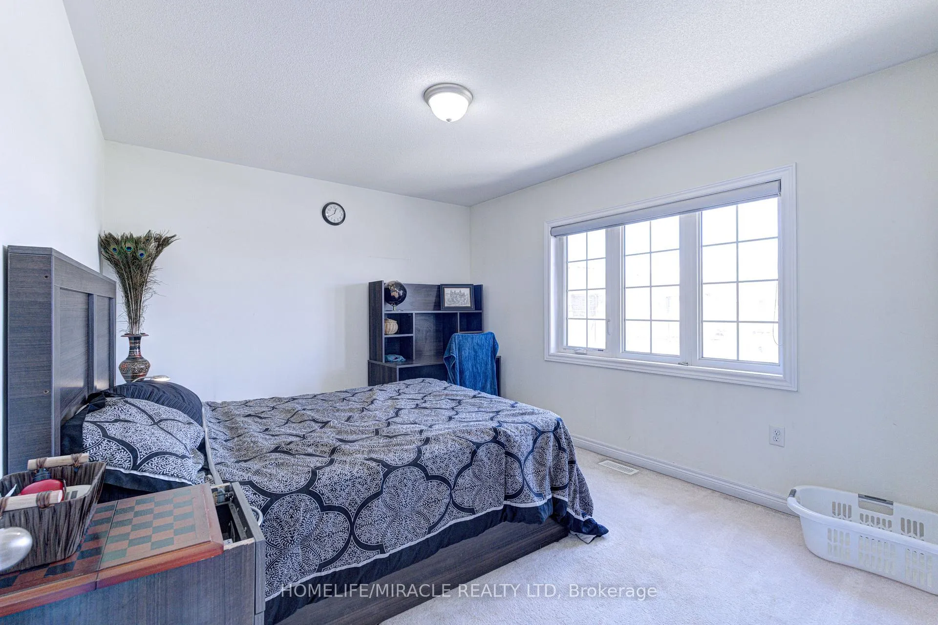 Photo 25 of 566 Brisdale Drive, Brampton, Northwest Brampton — HOMEH