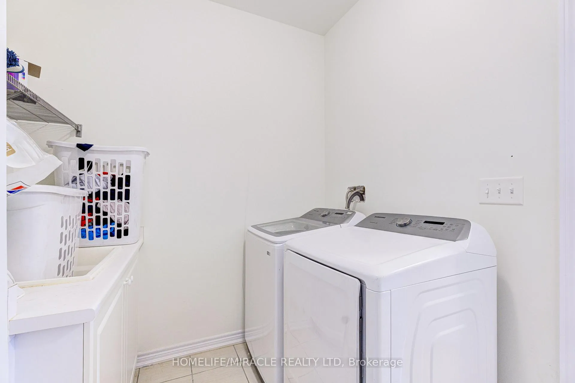 Photo 34 of 566 Brisdale Drive, Brampton, Northwest Brampton — HOMEH