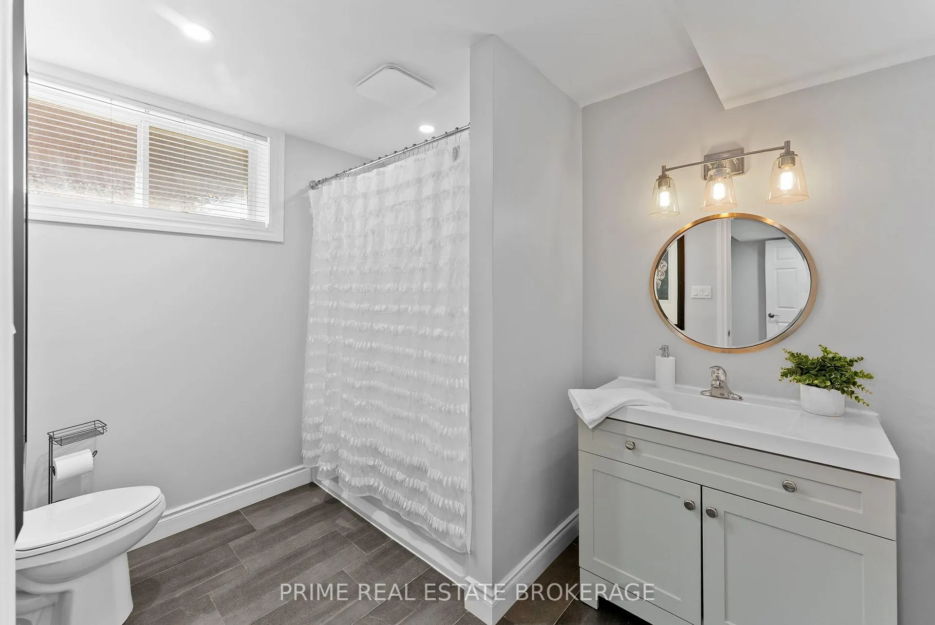 Photo 39 of 3580 Settlement Trail, London, South V — HOMEH