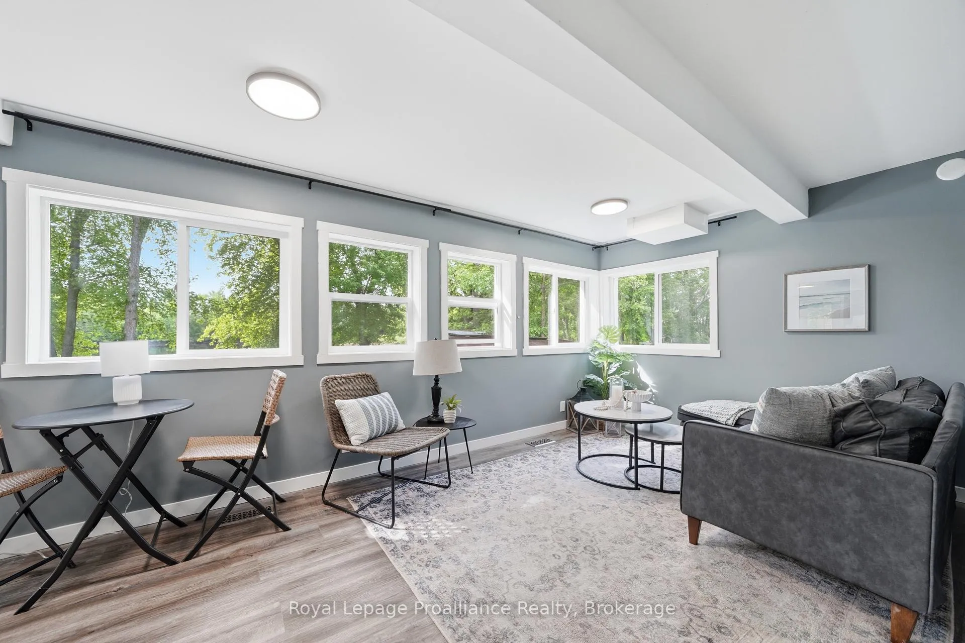 Photo 13 of 103 Sanctuary Lane, Belleville, Thurlow Ward — HOMEH