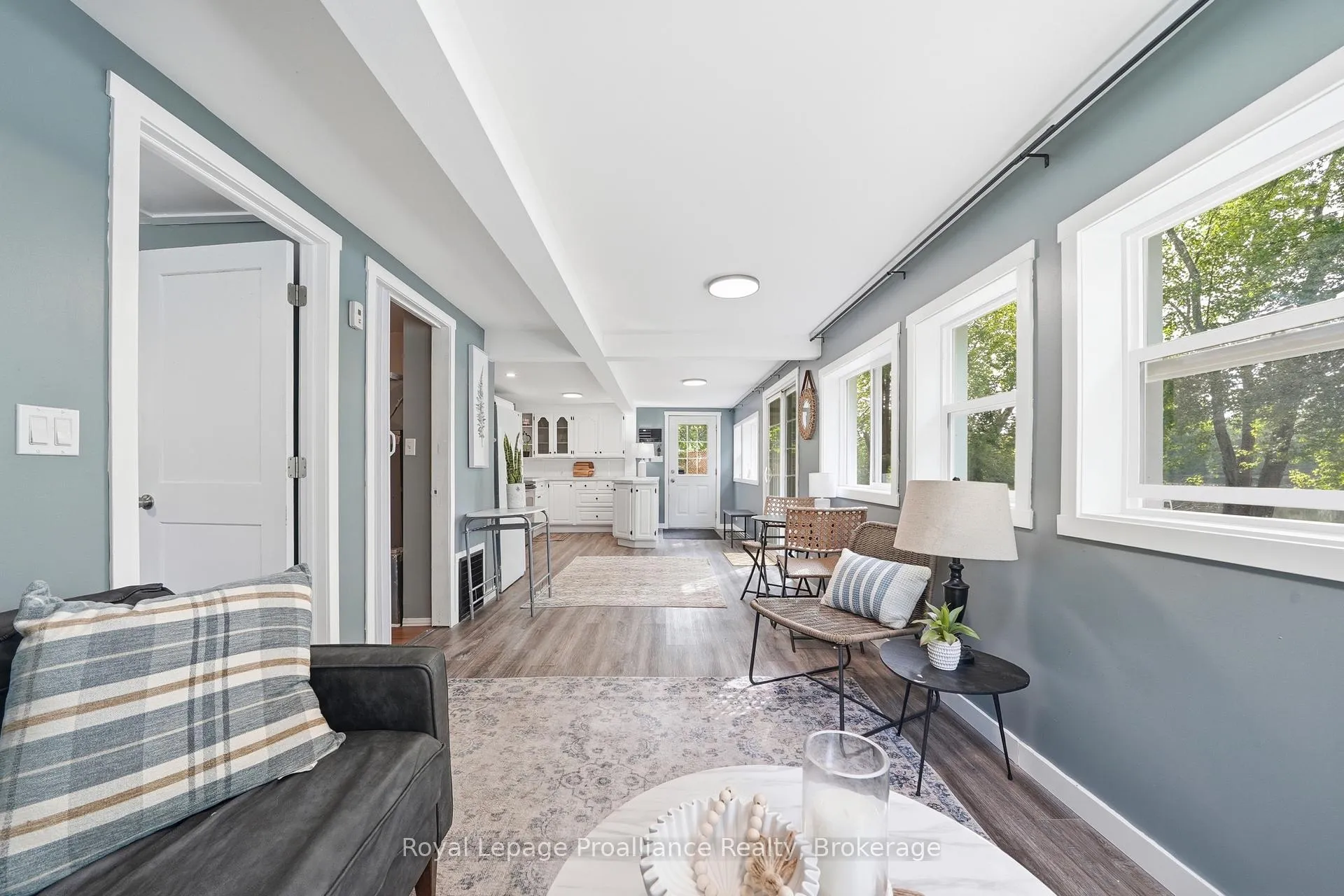 Photo 14 of 103 Sanctuary Lane, Belleville, Thurlow Ward — HOMEH