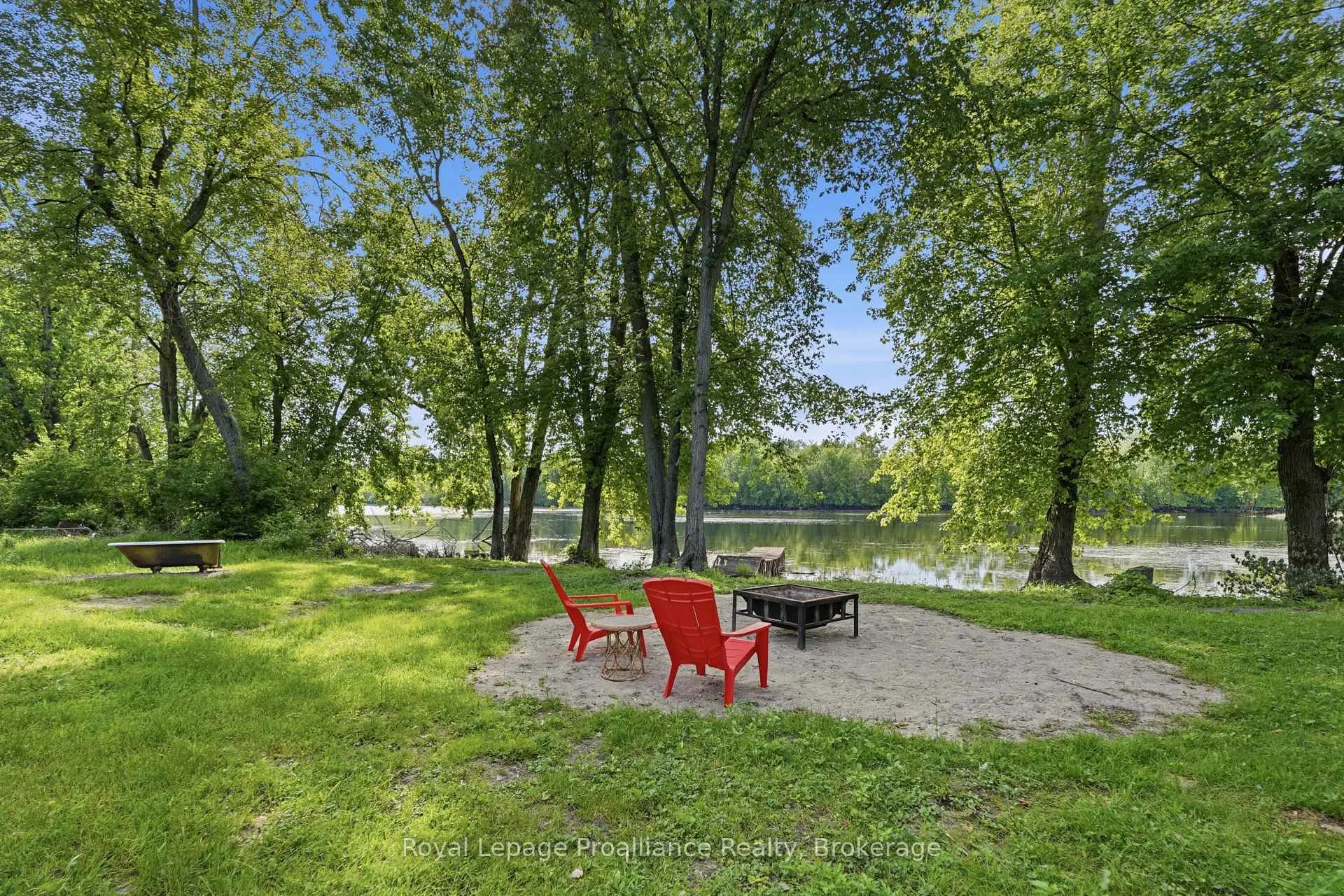 Photo 22 of 103 Sanctuary Lane, Belleville, Thurlow Ward — HOMEH