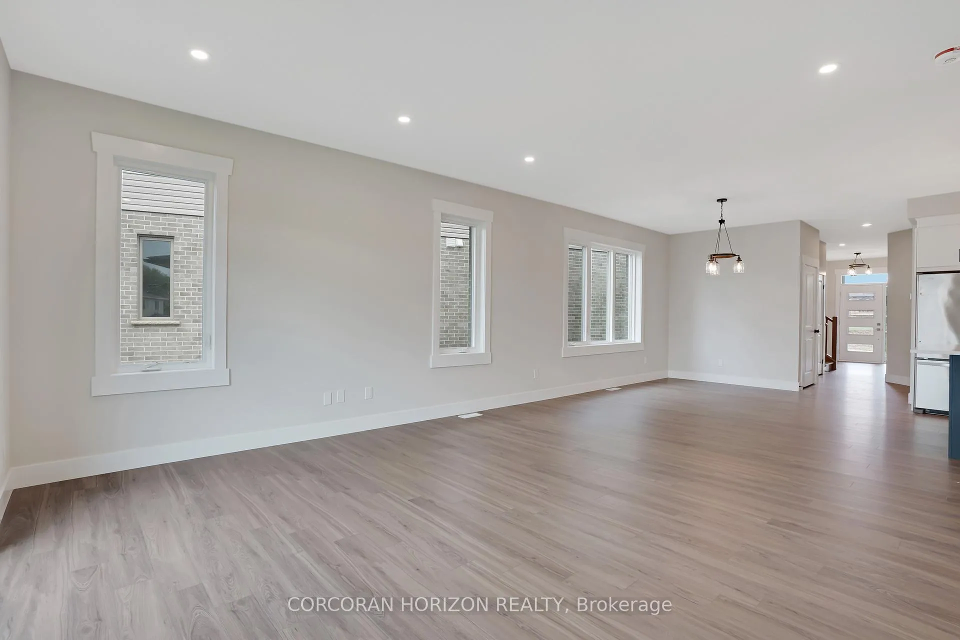 Photo 16 of 24 Moon Crescent, Cambridge, Blair Road — HOMEH