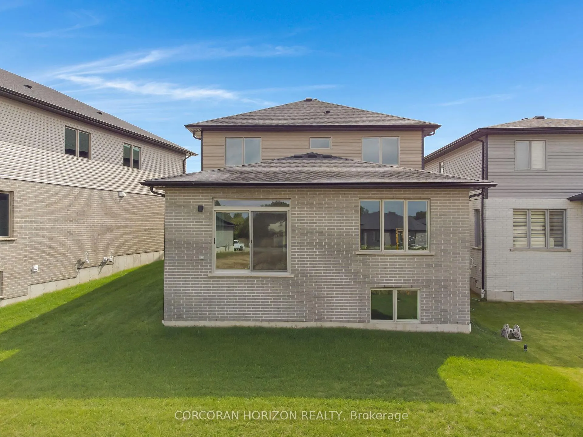 Photo 44 of 24 Moon Crescent, Cambridge, Blair Road — HOMEH