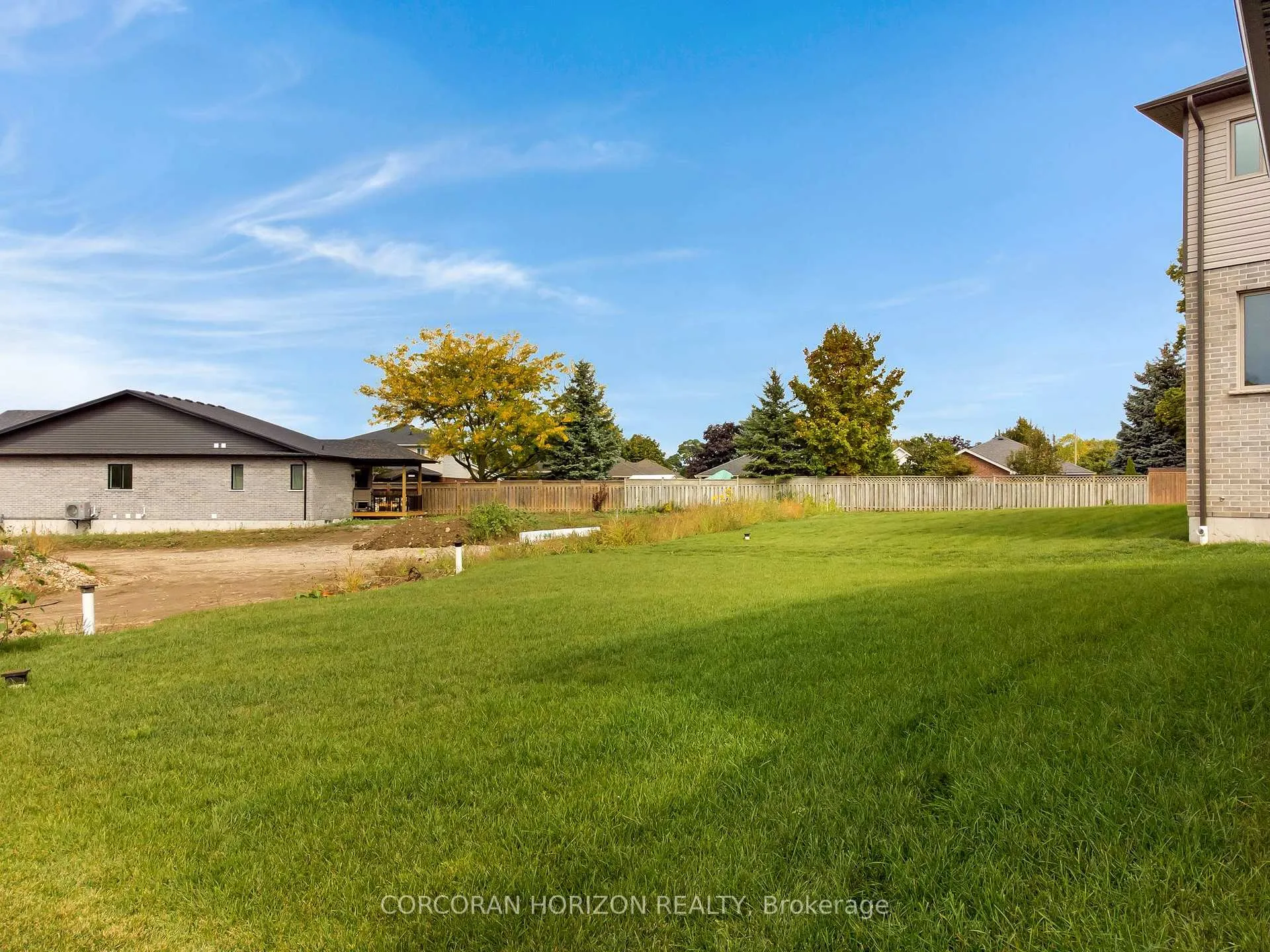 Photo 46 of 24 Moon Crescent, Cambridge, Blair Road — HOMEH
