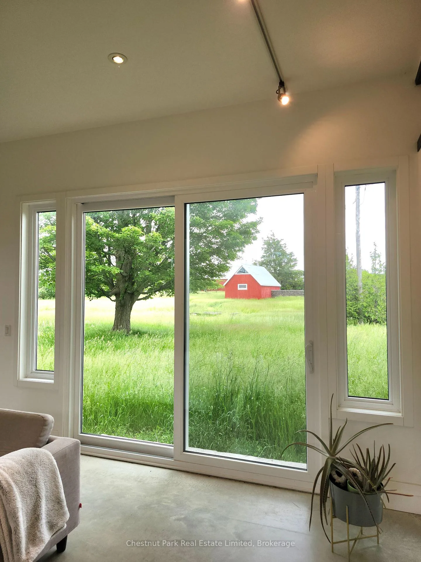 Photo 31 of 132 Mckinley Cross, Prince Edward County, Picton Ward — HOMEH