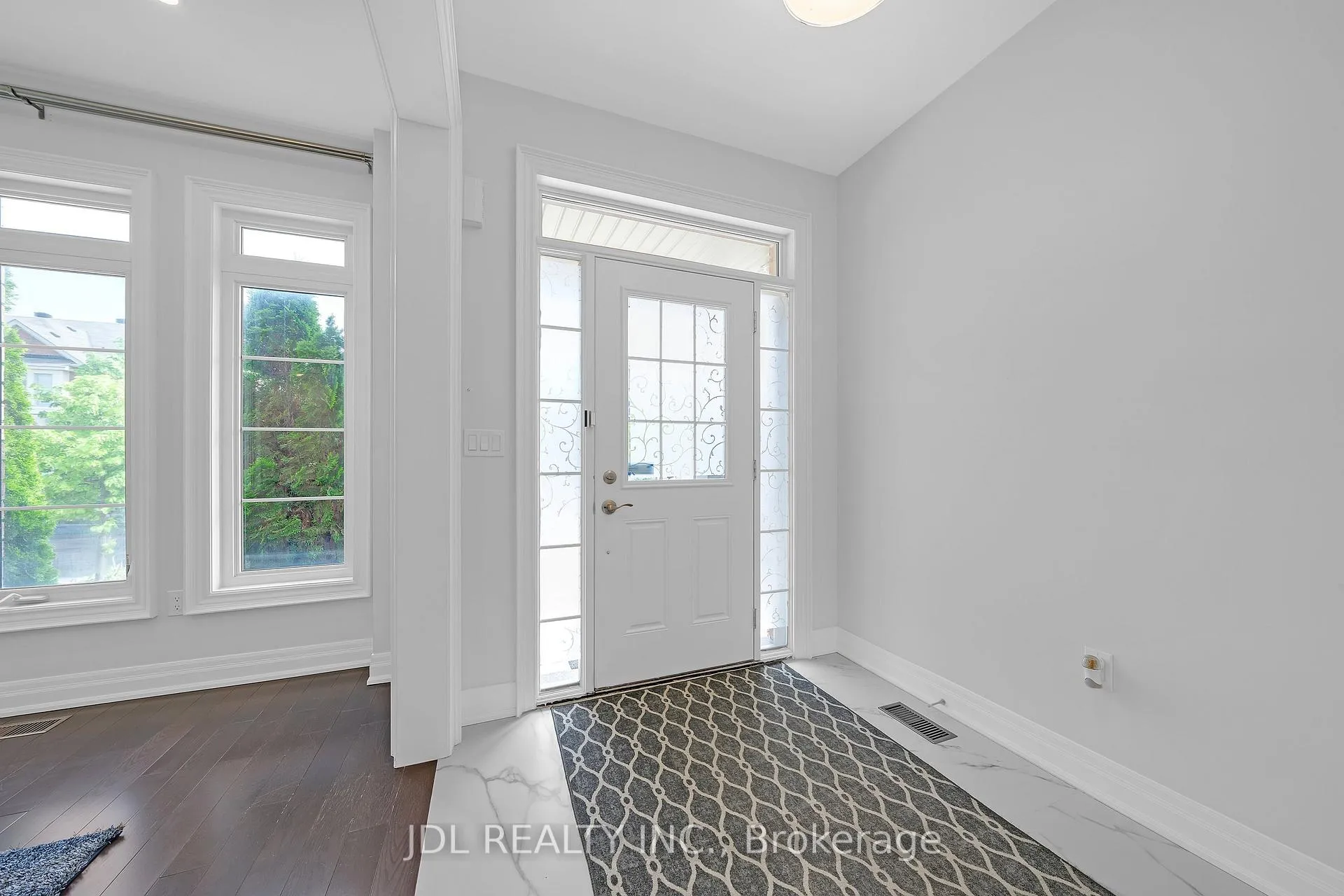 Photo 4 of 20 Thimbleweed Street, Markham, Wismer — HOMEH