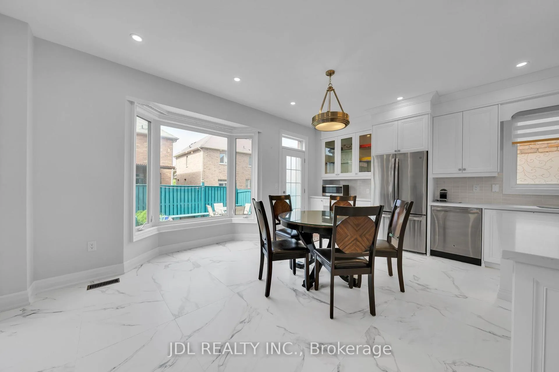 Photo 14 of 20 Thimbleweed Street, Markham, Wismer — HOMEH