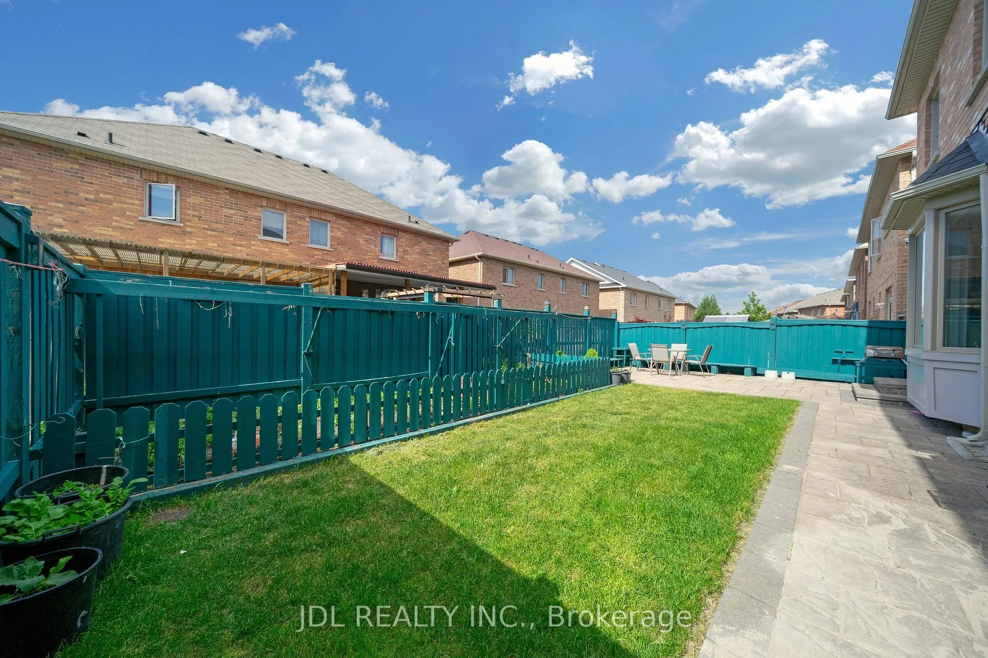 Photo 48 of 20 Thimbleweed Street, Markham, Wismer — HOMEH