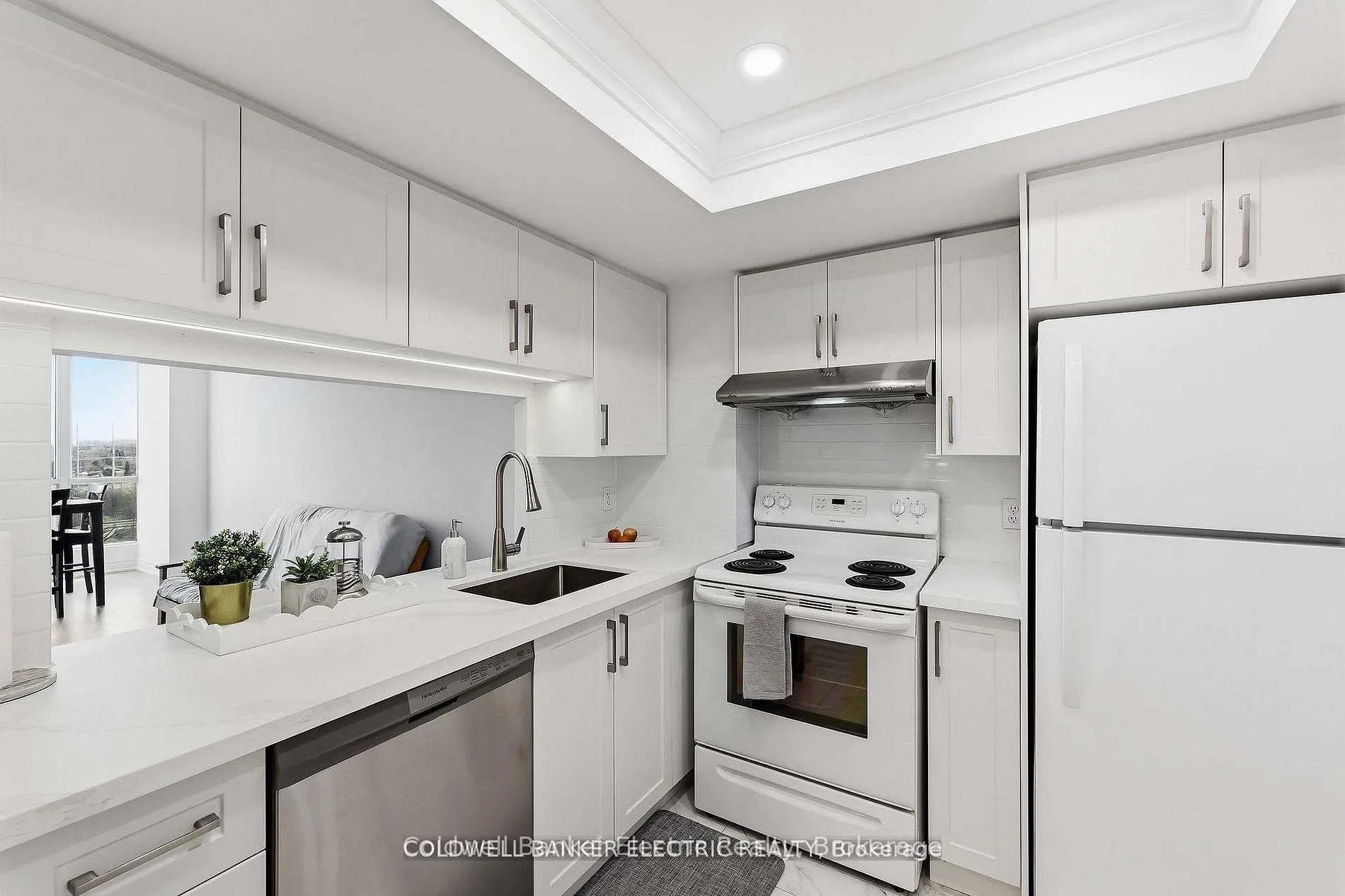 Photo 6 of Unit 815, 2550 Lawrence Avenue E, Scarborough, Dorset Park — HOMEH