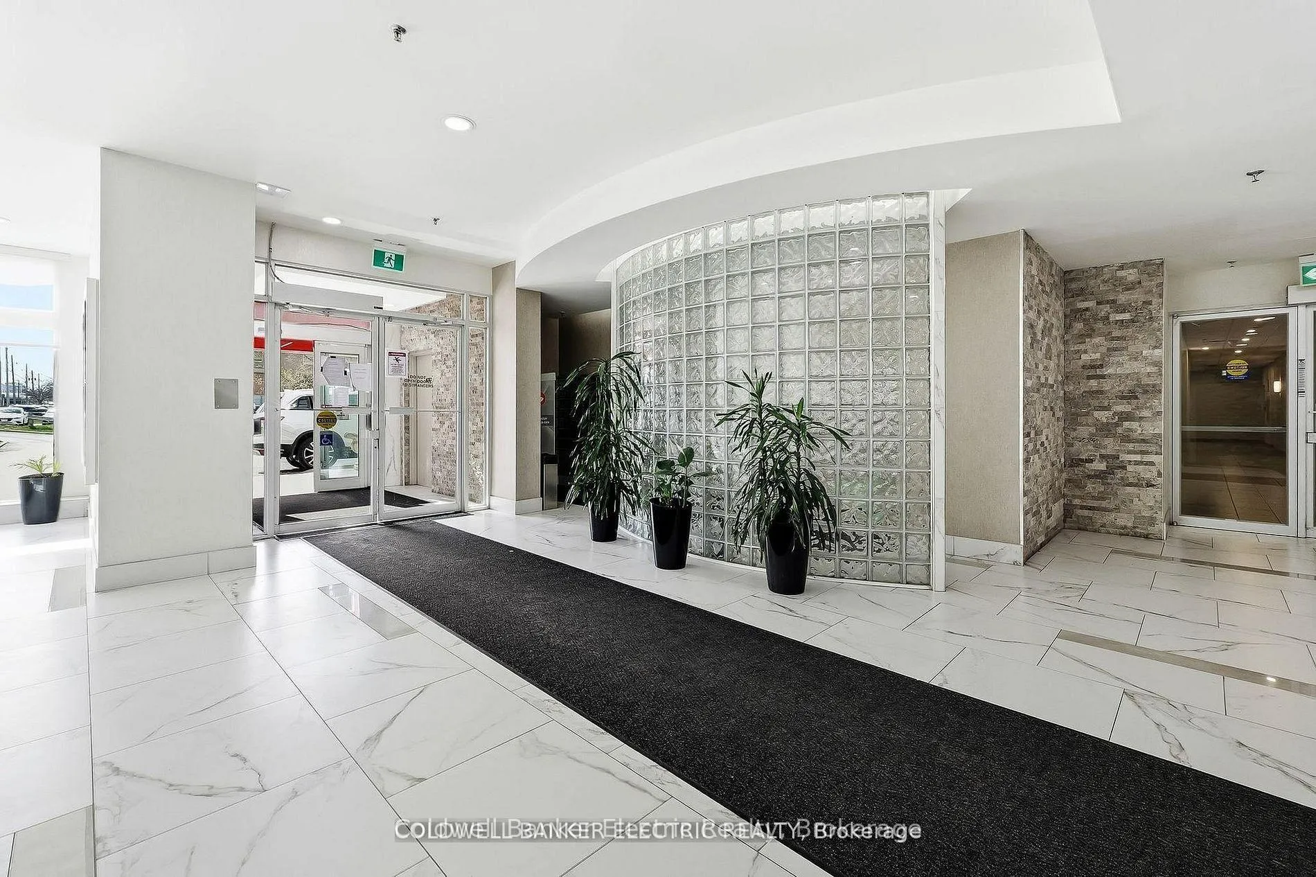 Photo 24 of Unit 815, 2550 Lawrence Avenue E, Scarborough, Dorset Park — HOMEH