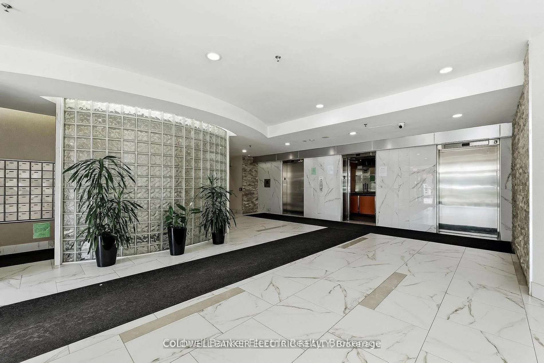 Photo 25 of Unit 815, 2550 Lawrence Avenue E, Scarborough, Dorset Park — HOMEH