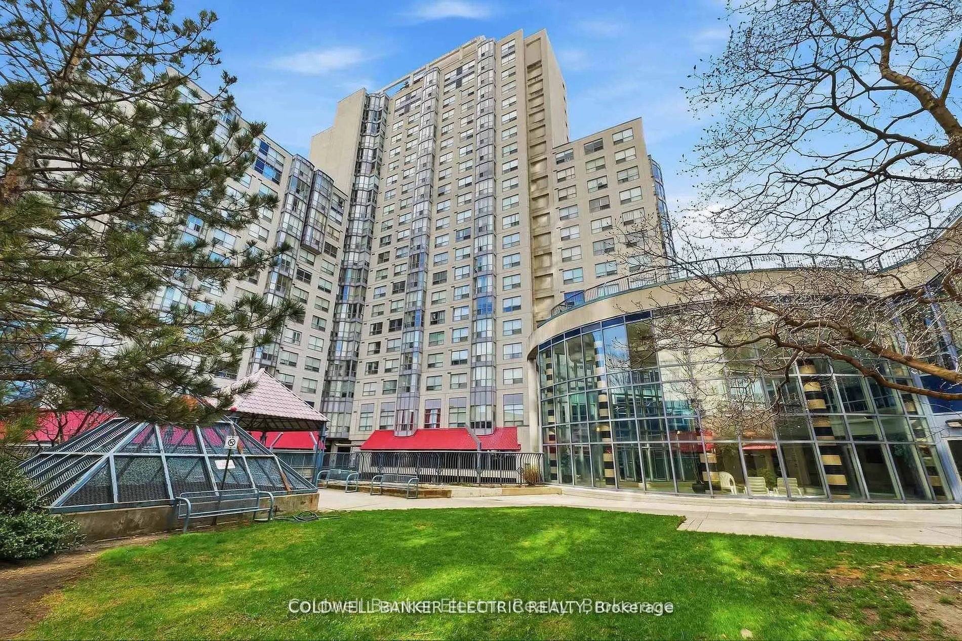 Photo 27 of Unit 815, 2550 Lawrence Avenue E, Scarborough, Dorset Park — HOMEH