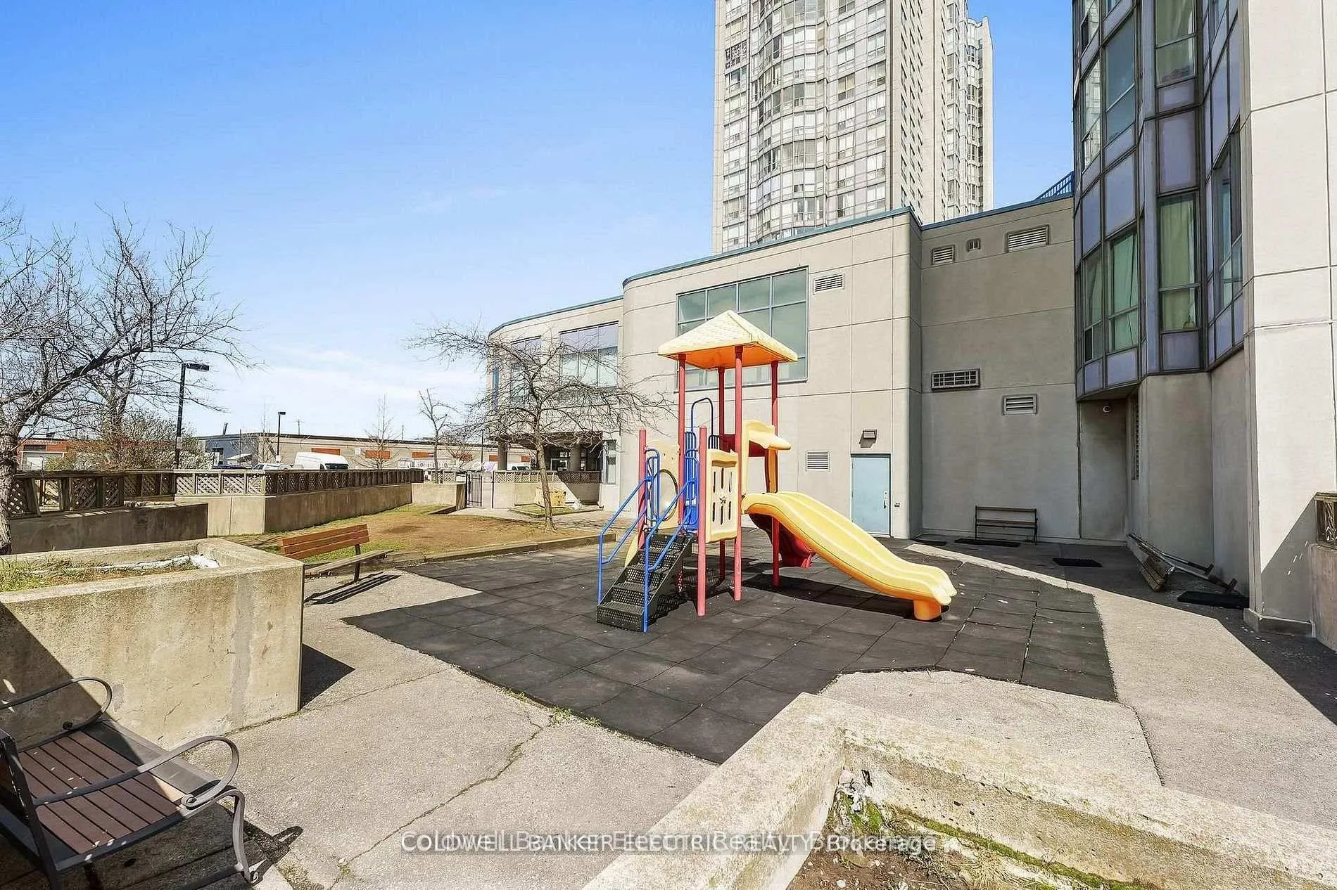 Photo 29 of Unit 815, 2550 Lawrence Avenue E, Scarborough, Dorset Park — HOMEH