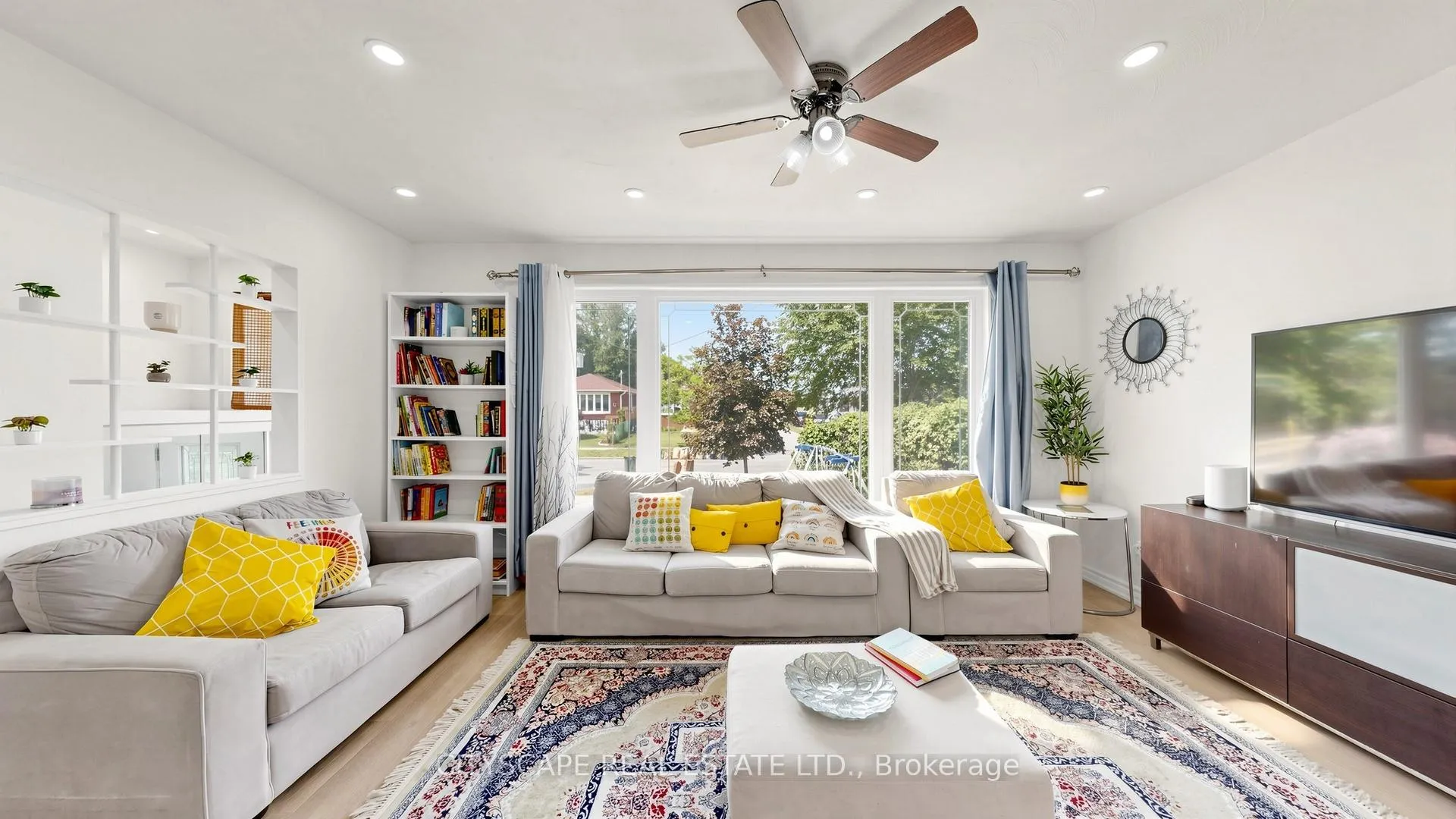 Photo 1 of 15 Barnes Crescent, Scarborough, Woburn — HOMEH