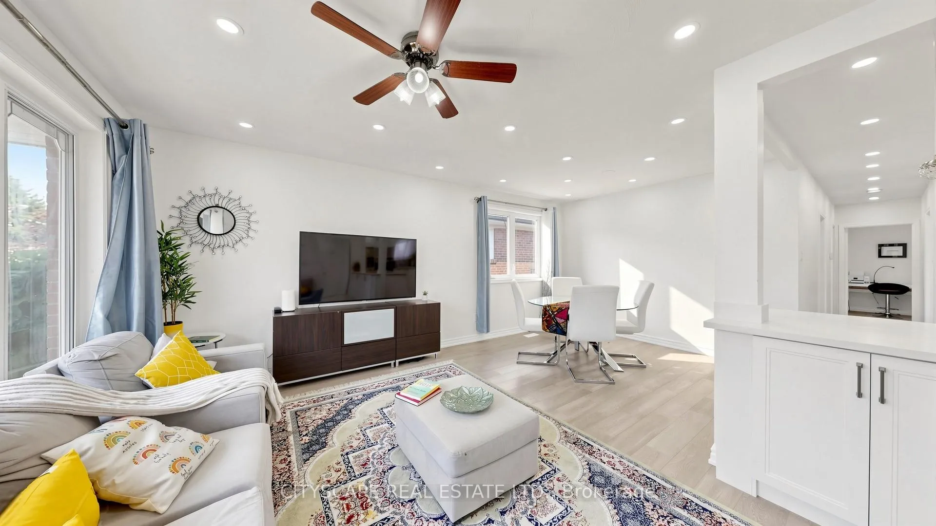 Photo 7 of 15 Barnes Crescent, Scarborough, Woburn — HOMEH