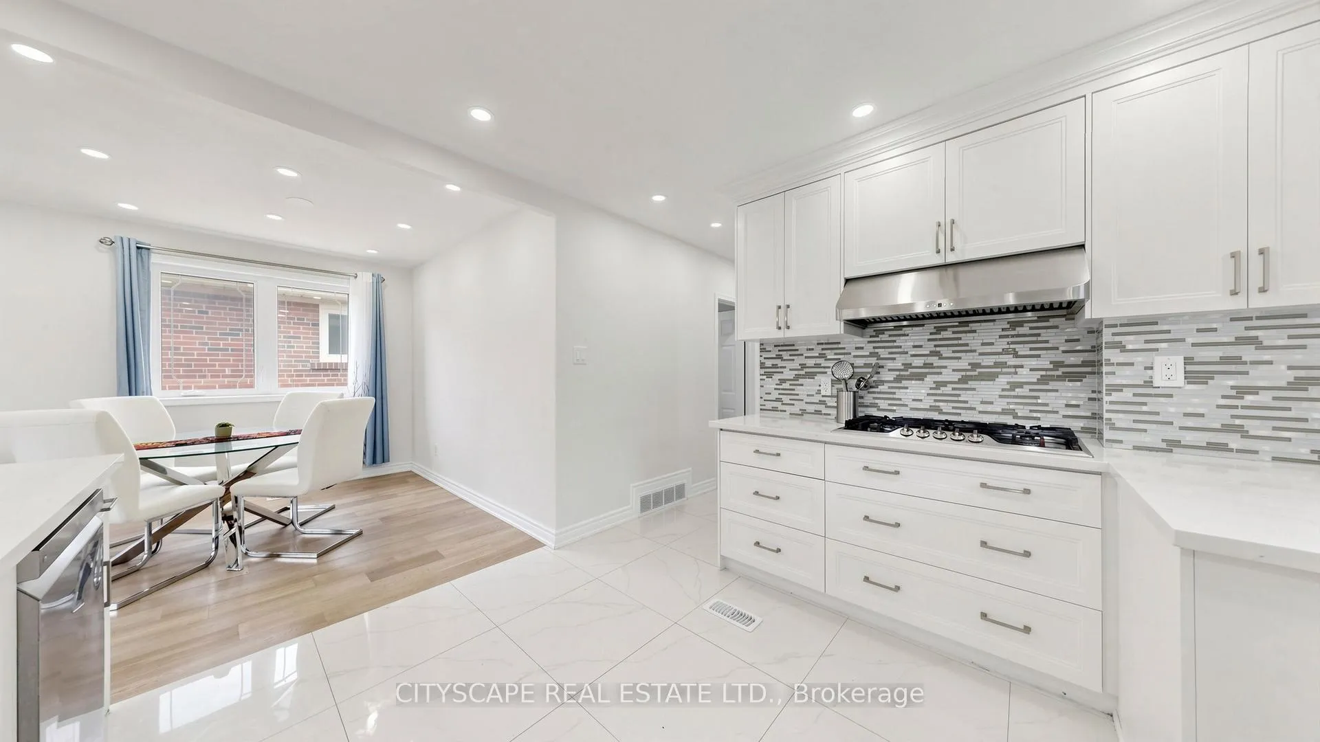 Photo 12 of 15 Barnes Crescent, Scarborough, Woburn — HOMEH