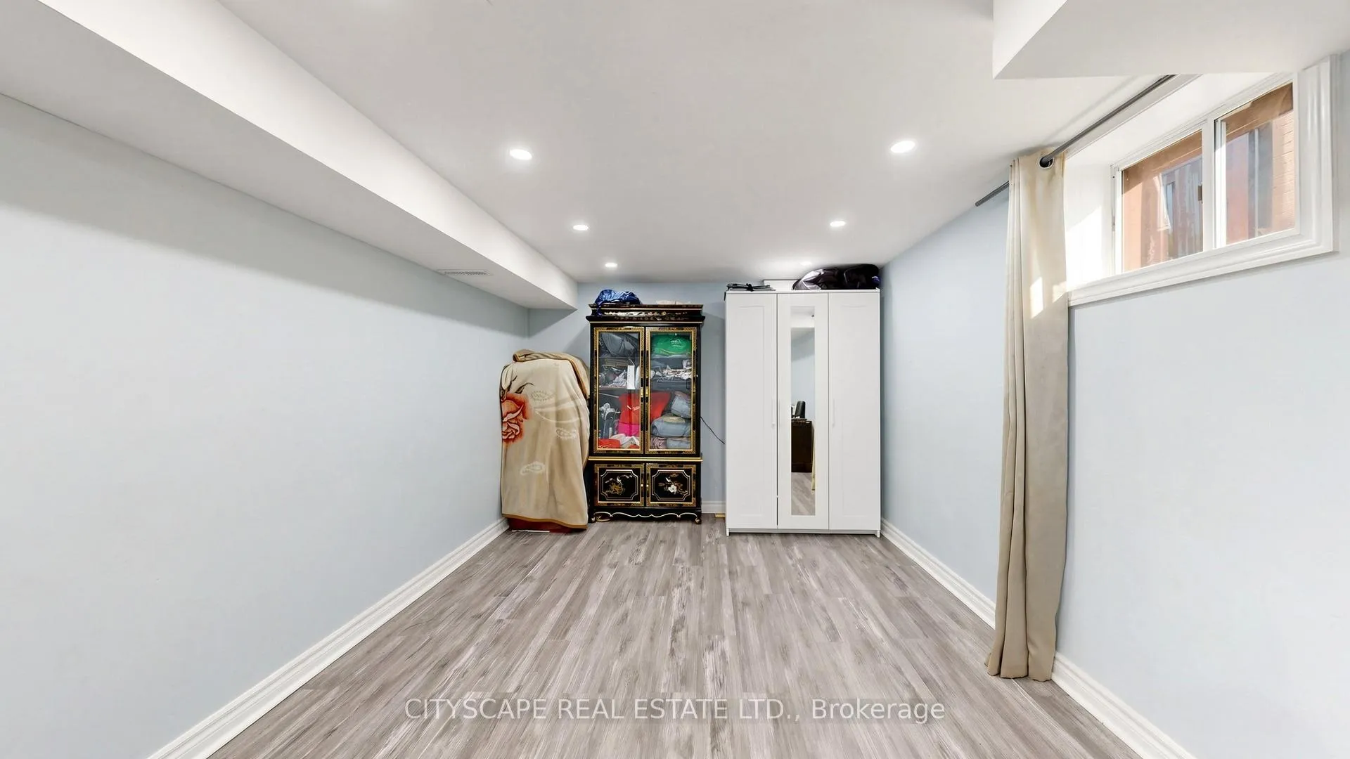 Photo 37 of 15 Barnes Crescent, Scarborough, Woburn — HOMEH