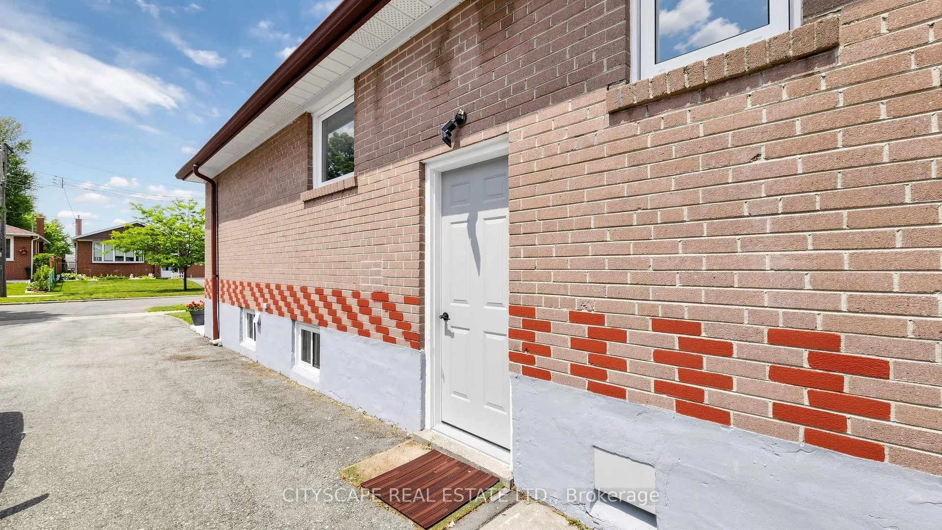 Photo 45 of 15 Barnes Crescent, Scarborough, Woburn — HOMEH