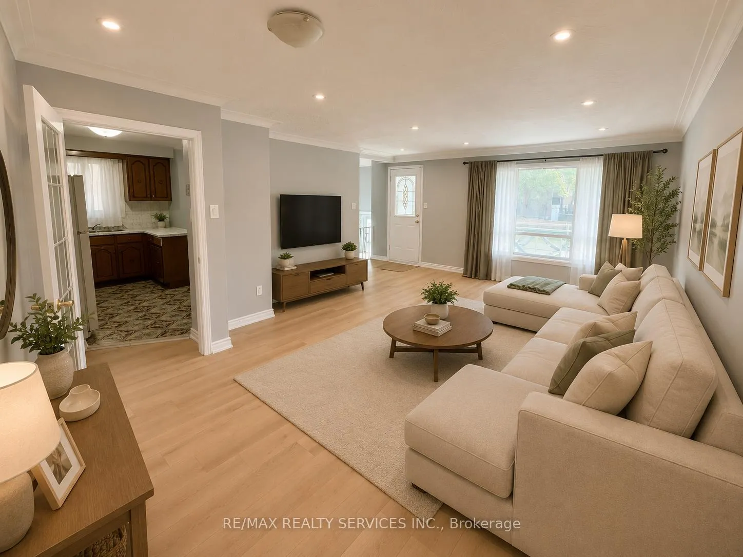 Photo 7 of Unit Upper, 70 Prouse Drive, Brampton, Brampton North — HOMEH