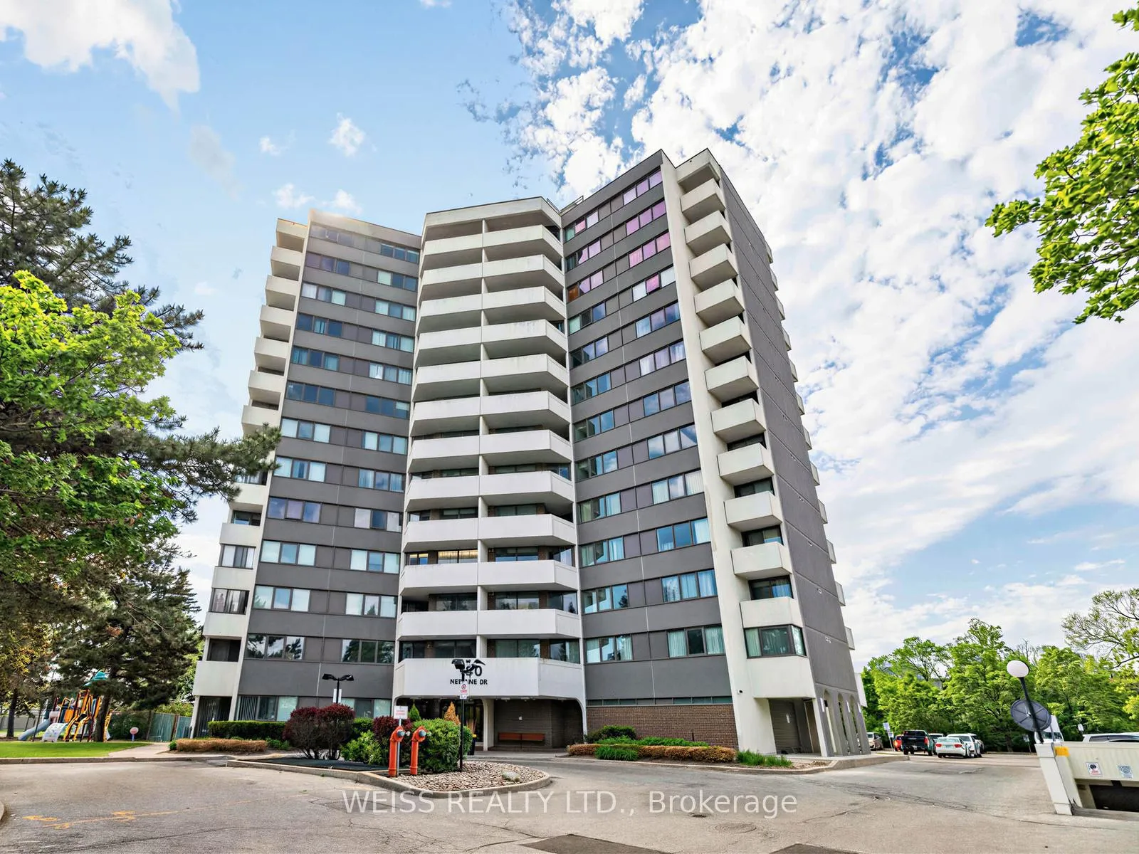 Photo of Unit 1405, 150 Neptune Drive