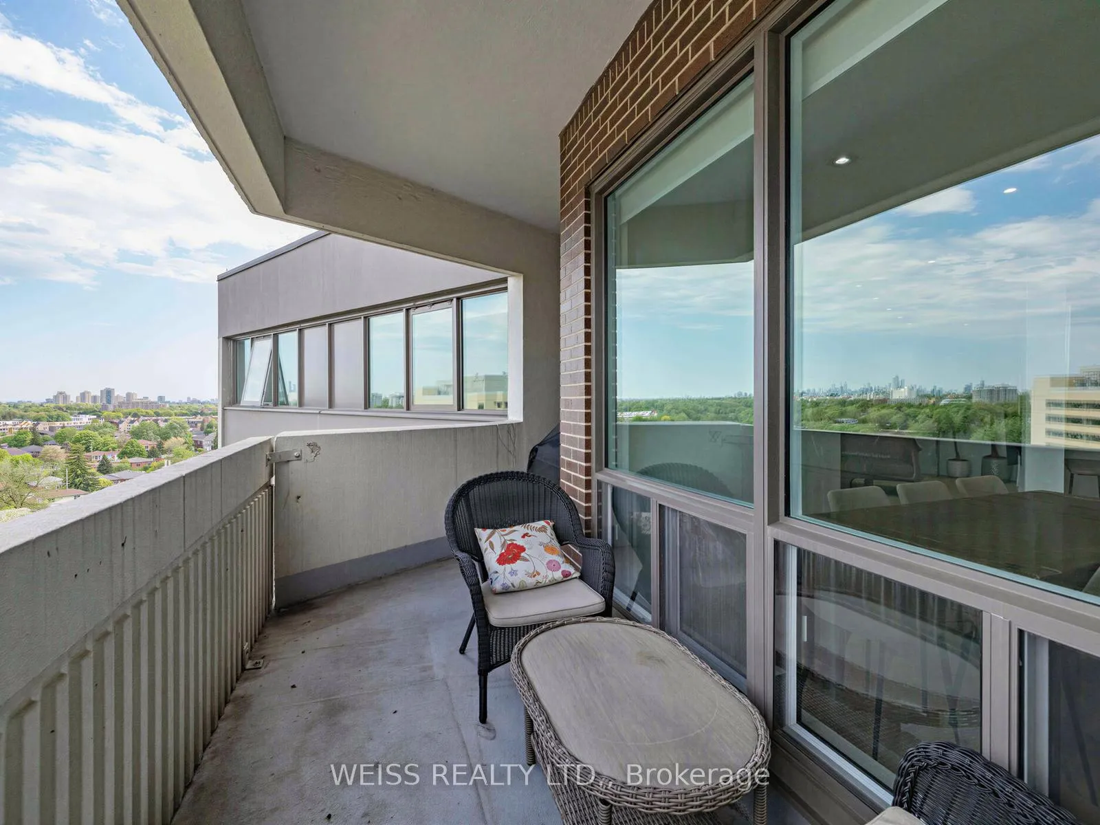 Photo 25 of Unit 1405, 150 Neptune Drive, Toronto, Englemount-Lawrence — HOMEH