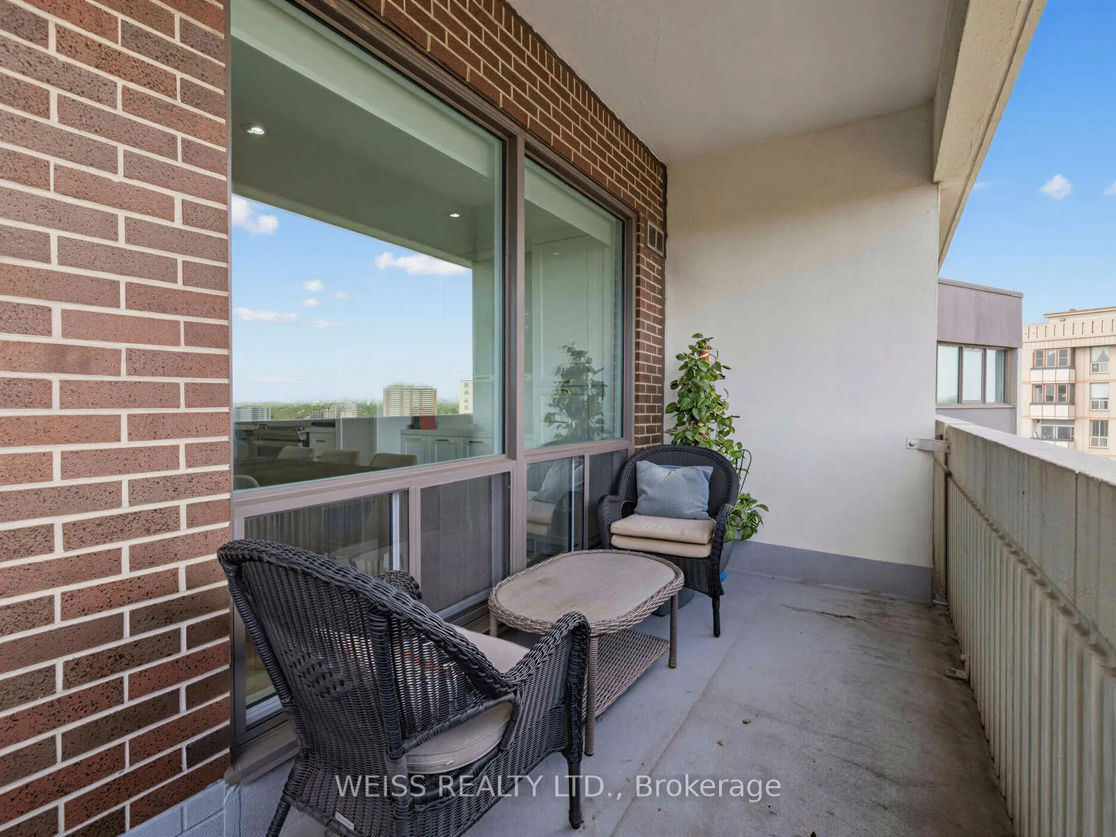 Photo 24 of Unit 1405, 150 Neptune Drive, Toronto, Englemount-Lawrence — HOMEH