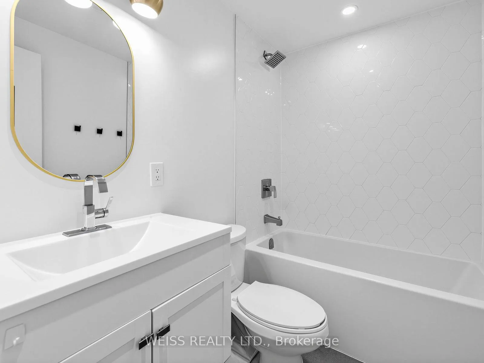 Photo 20 of Unit 1405, 150 Neptune Drive, Toronto, Englemount-Lawrence — HOMEH