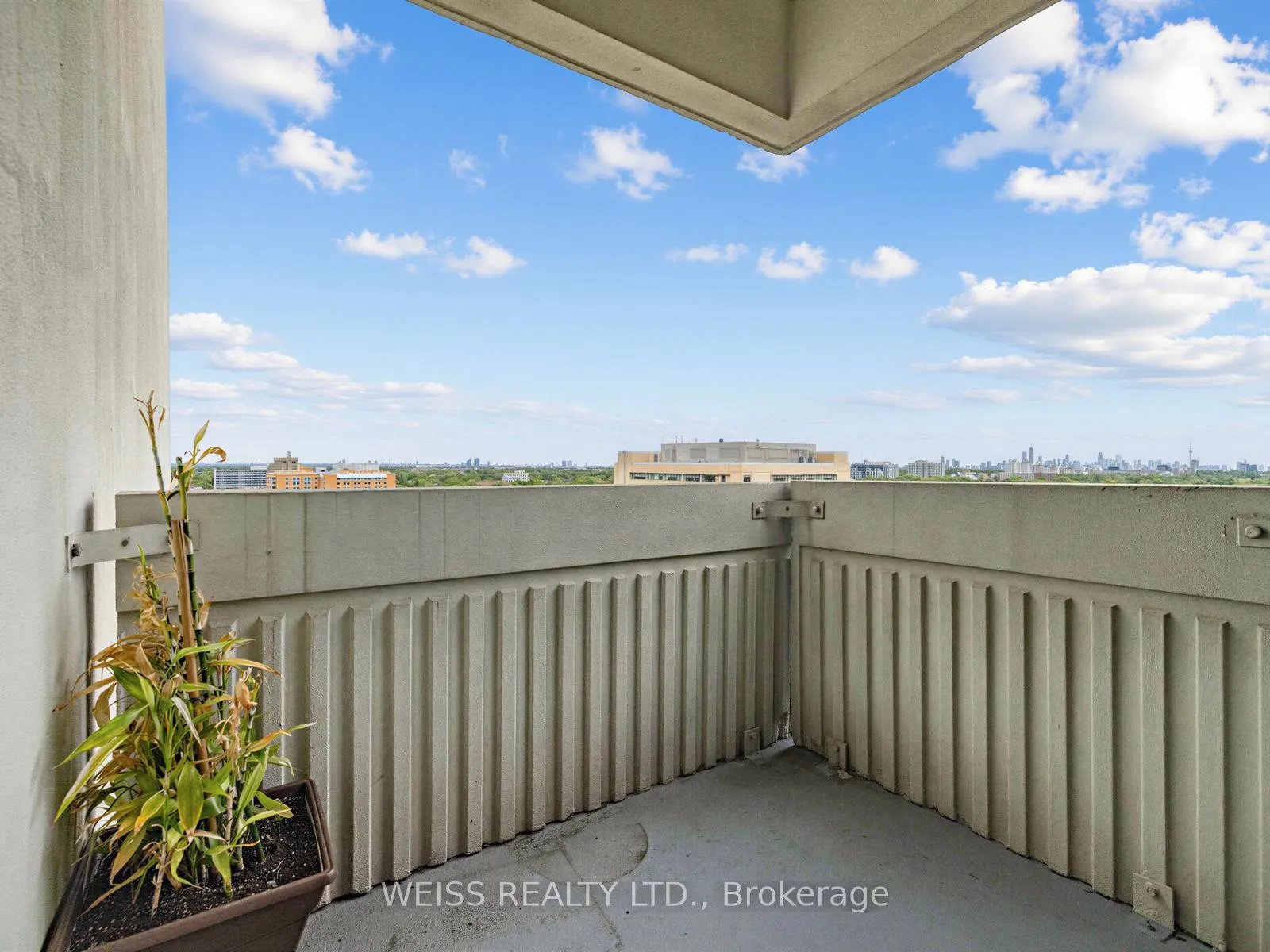 Photo 26 of Unit 1405, 150 Neptune Drive, Toronto, Englemount-Lawrence — HOMEH