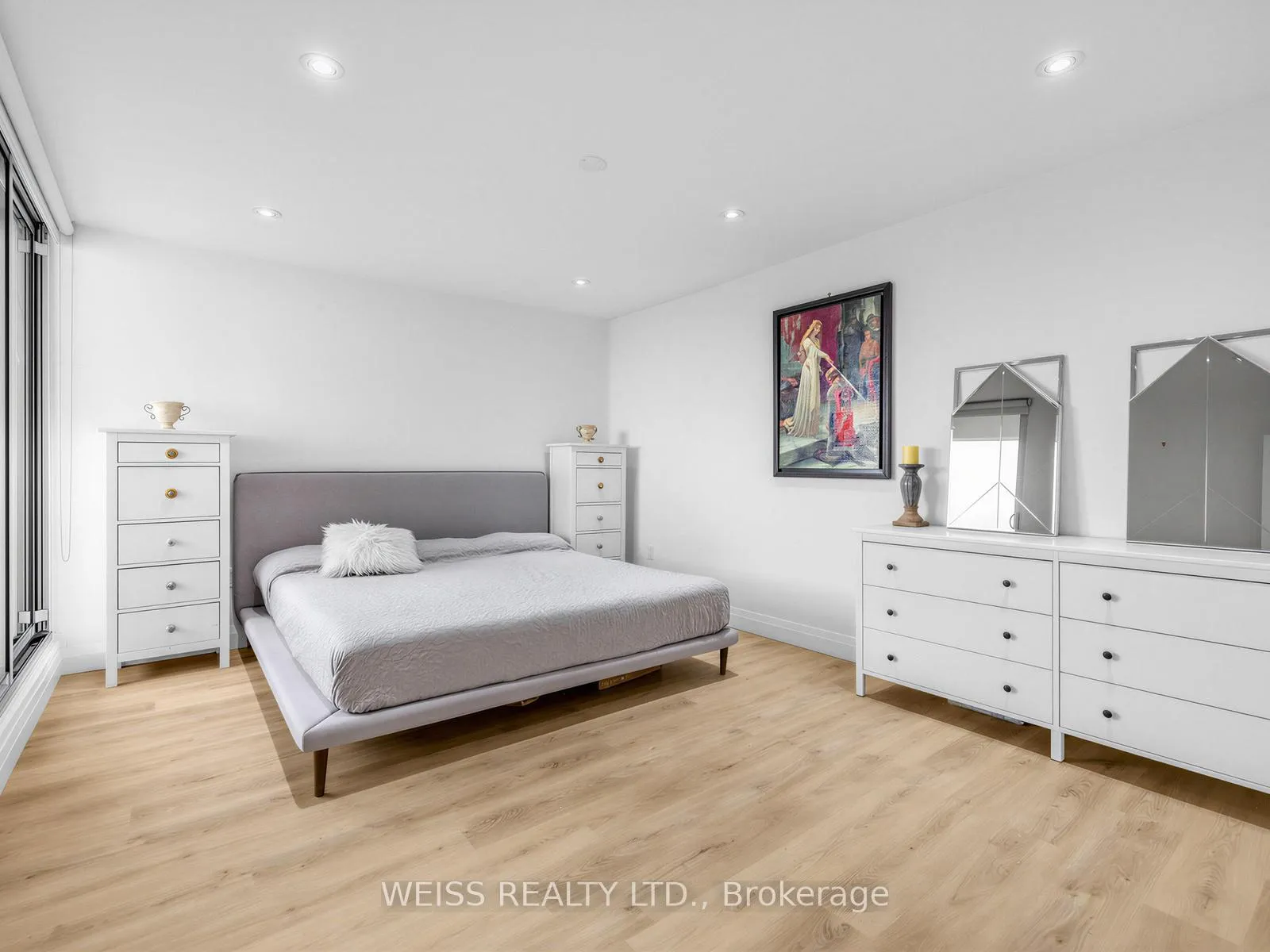 Photo 16 of Unit 1405, 150 Neptune Drive, Toronto, Englemount-Lawrence — HOMEH