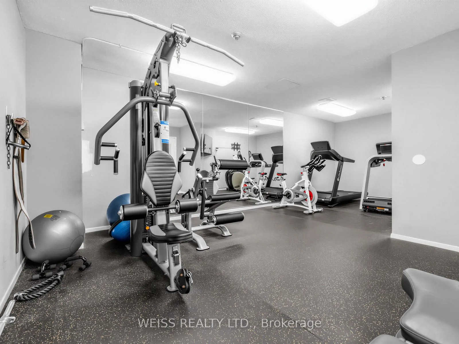 Photo 29 of Unit 1405, 150 Neptune Drive, Toronto, Englemount-Lawrence — HOMEH