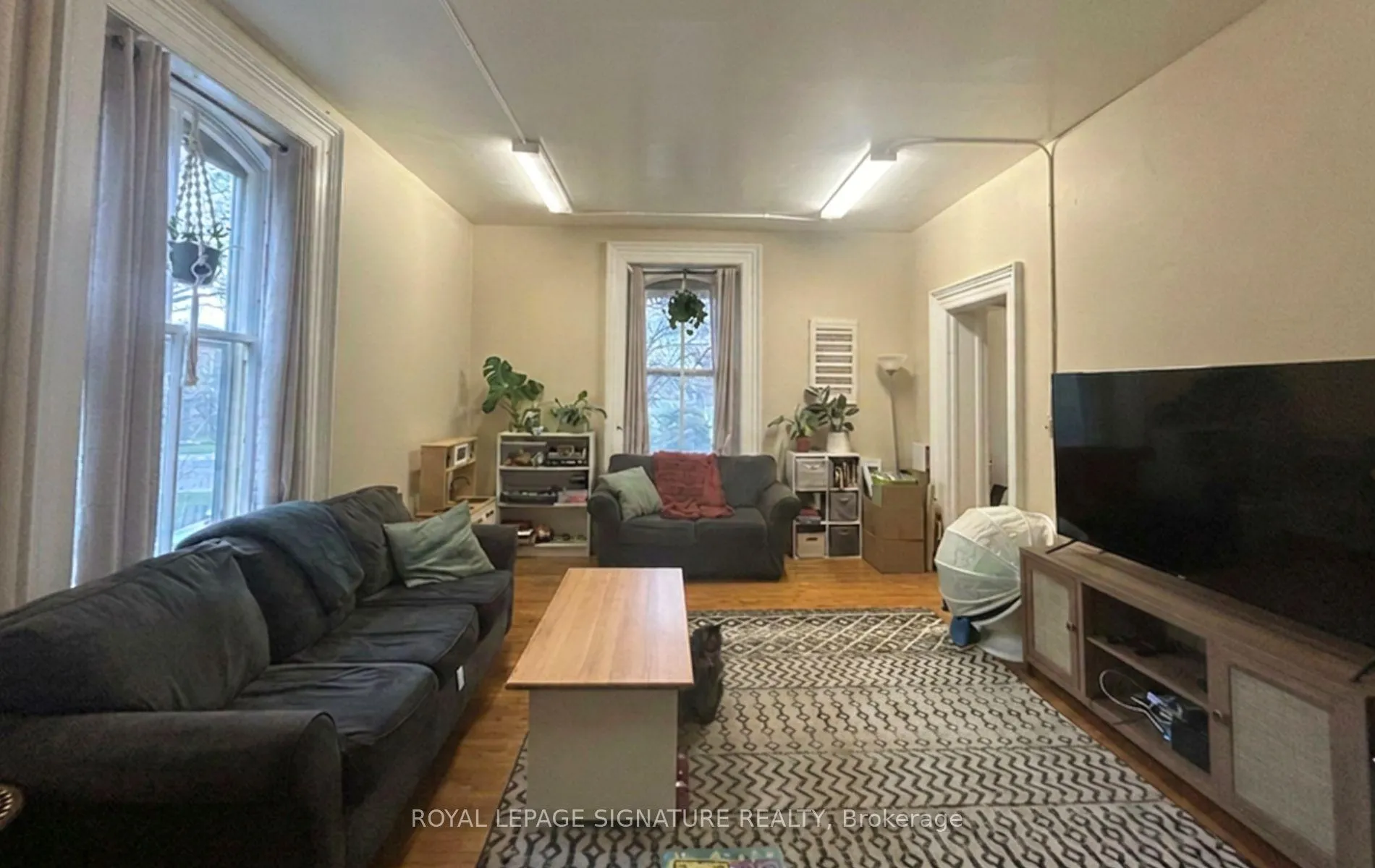 Photo 3 of 114 Church Street, Clarington, Bowmanville — HOMEH