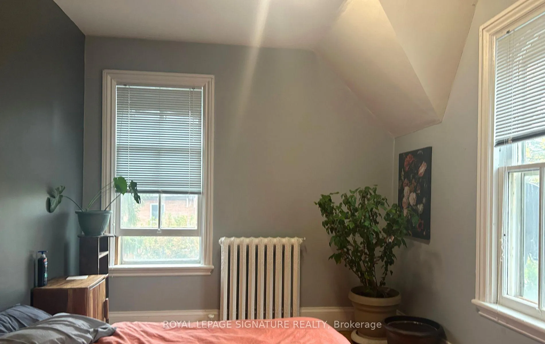 Photo 7 of 114 Church Street, Clarington, Bowmanville — HOMEH