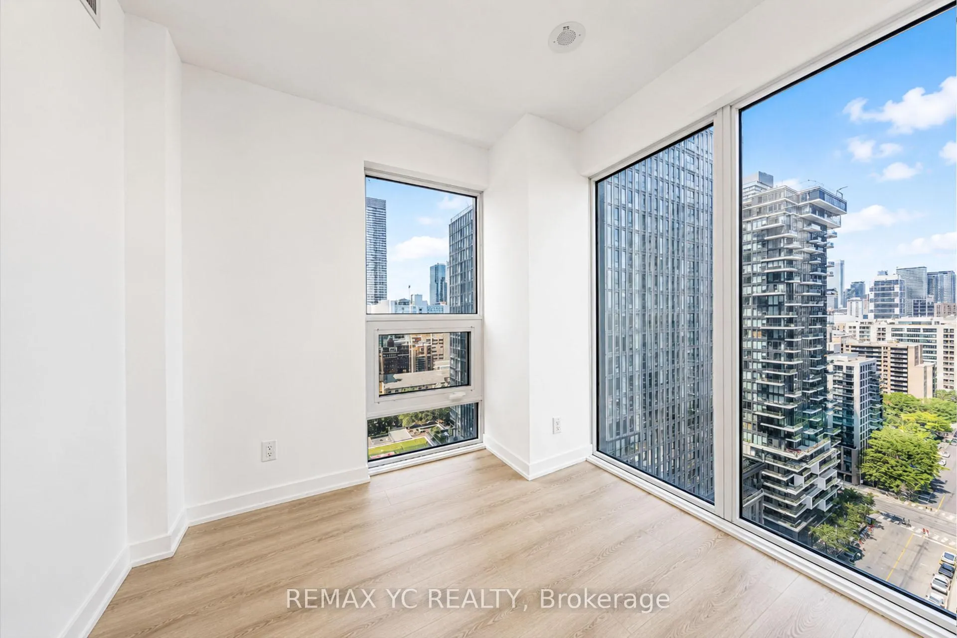 Photo 18 of Unit 2515, 100 Queen Street E, Toronto, Church-Yonge Corridor — HOMEH