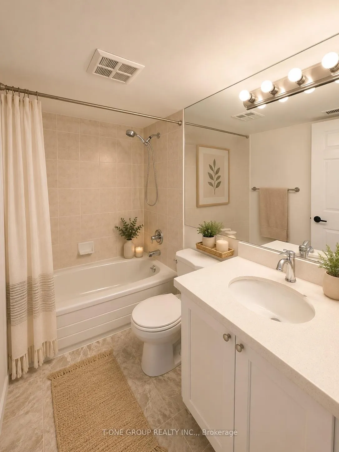 Photo 4 of Unit 2602, 750 Bay Street, Toronto, Bay Street Corridor — HOMEH