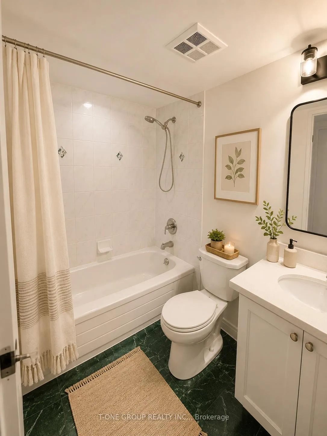 Photo 5 of Unit 2602, 750 Bay Street, Toronto, Bay Street Corridor — HOMEH