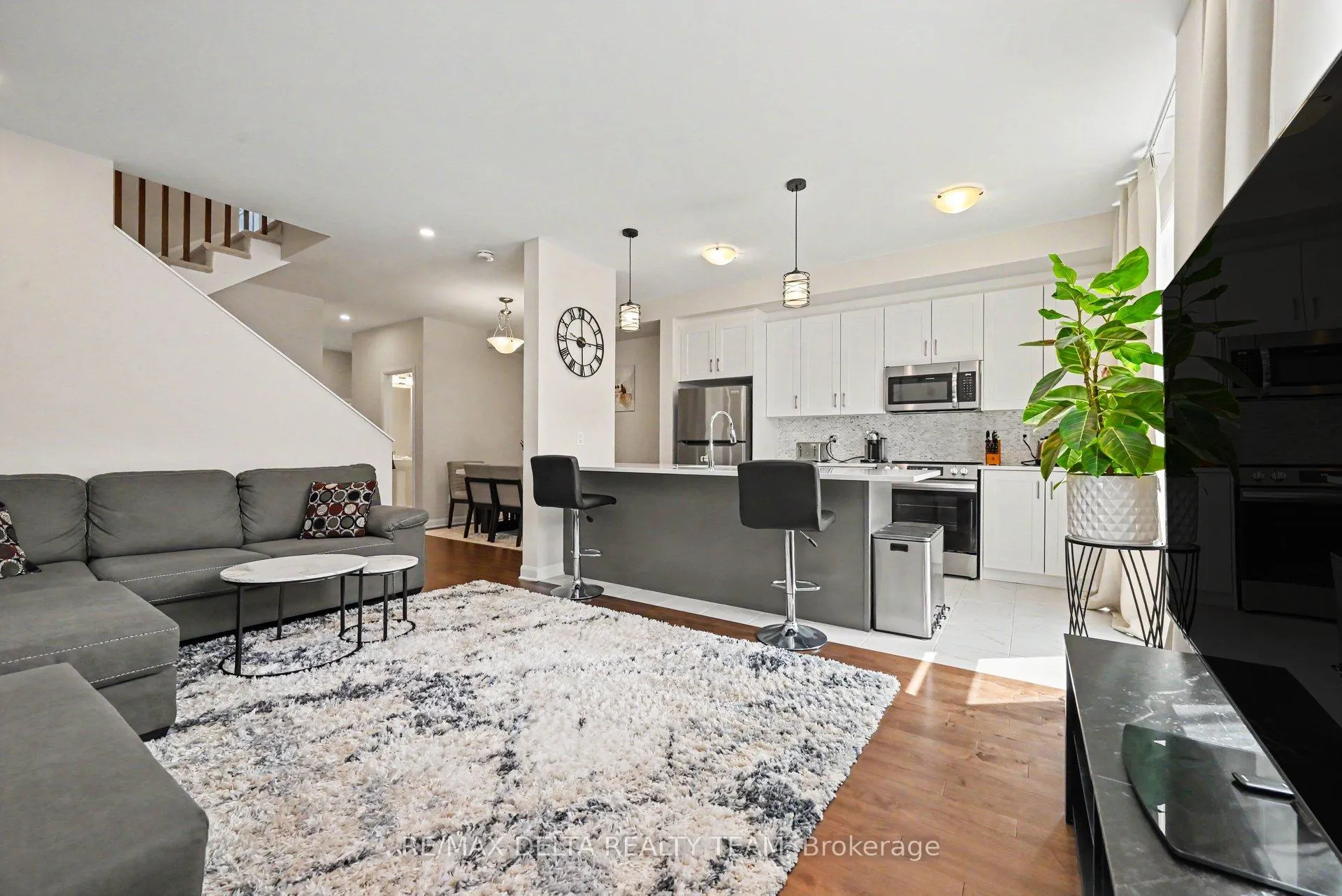 Photo 5 of 505 Convenire Row, Ottawa, Avalon West — HOMEH