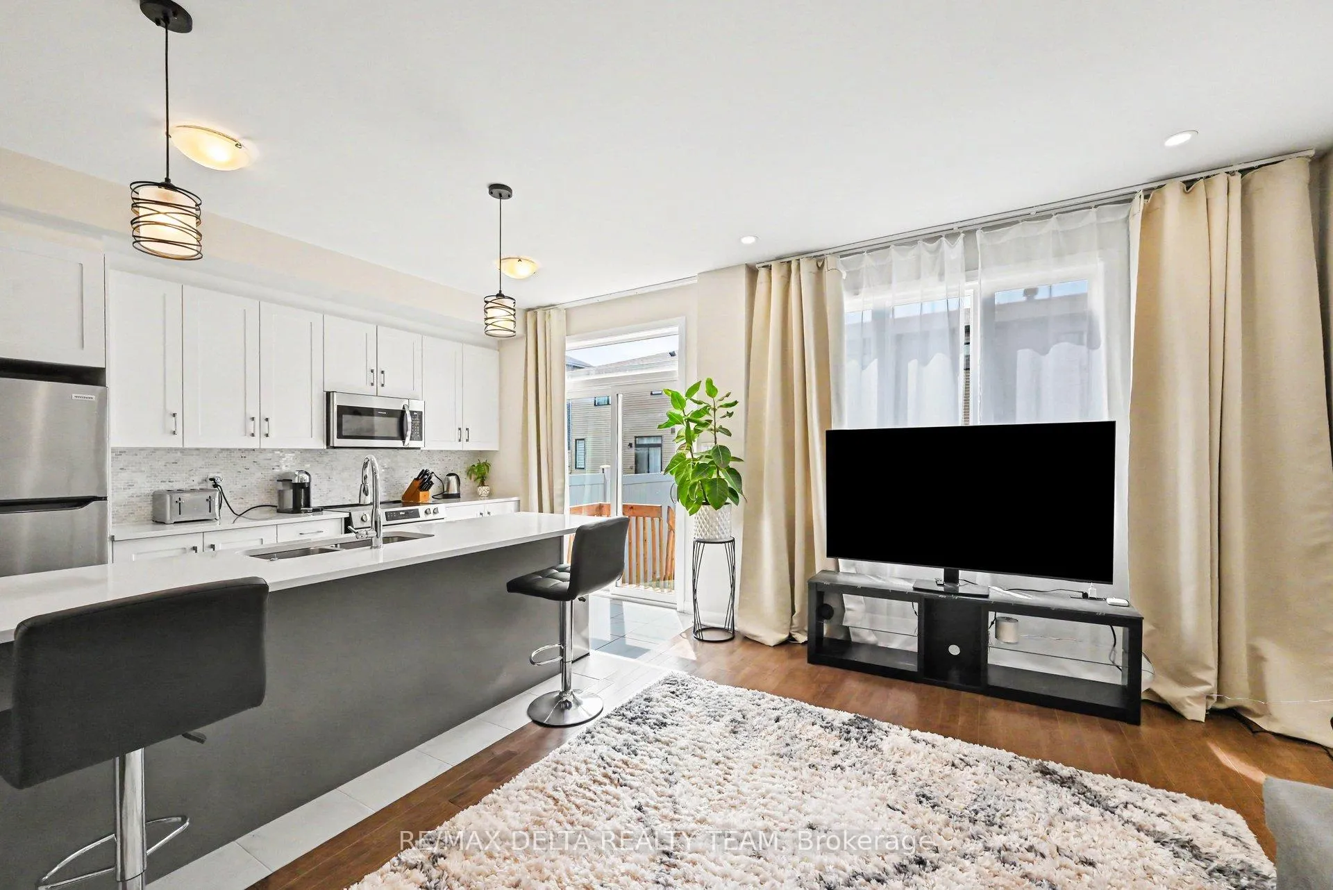 Photo 7 of 505 Convenire Row, Ottawa, Avalon West — HOMEH