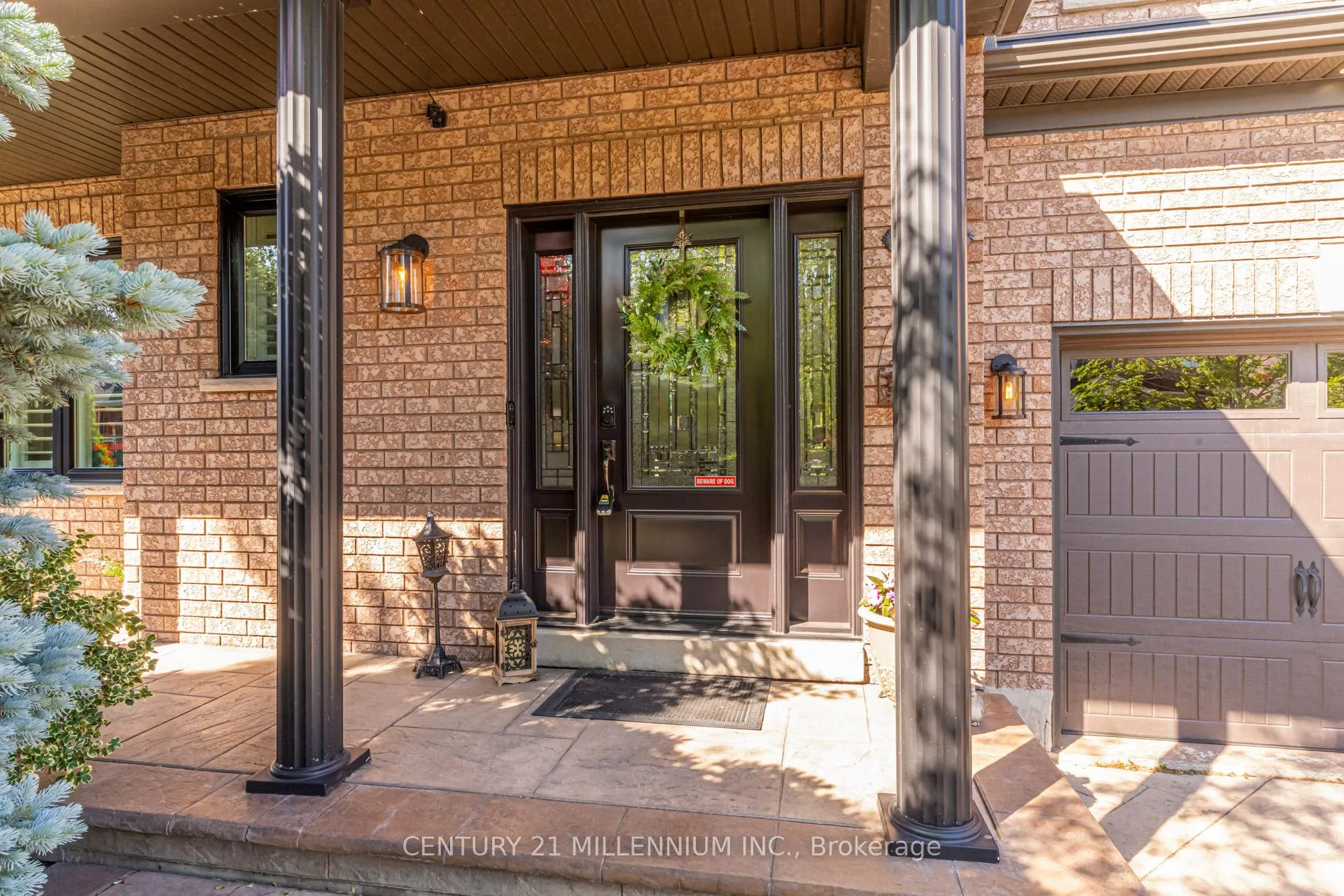 Photo 3 of 38 Hillson Court, Brampton, Vales of Castlemore — HOMEH