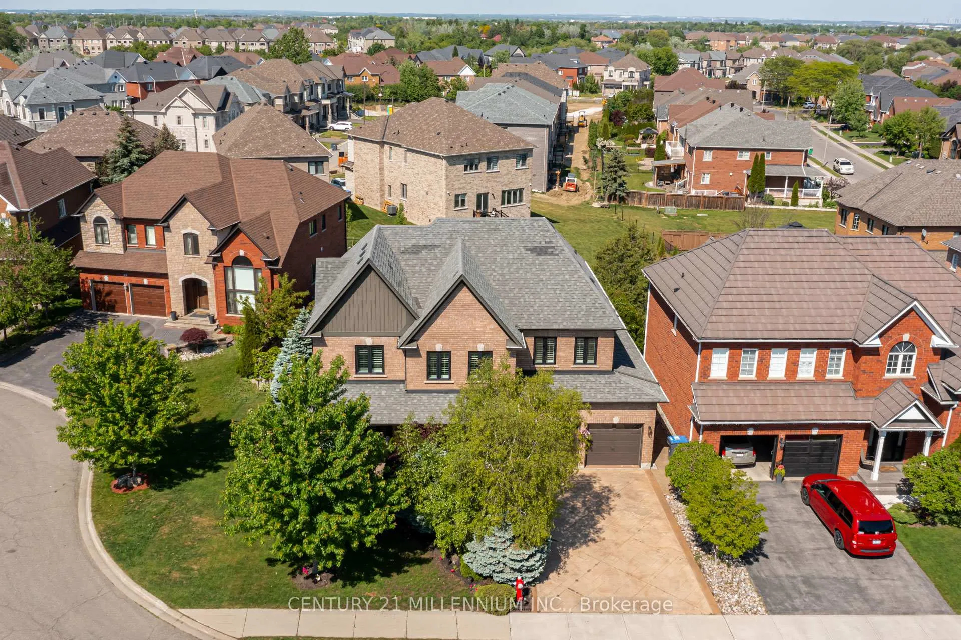 Photo 29 of 38 Hillson Court, Brampton, Vales of Castlemore — HOMEH